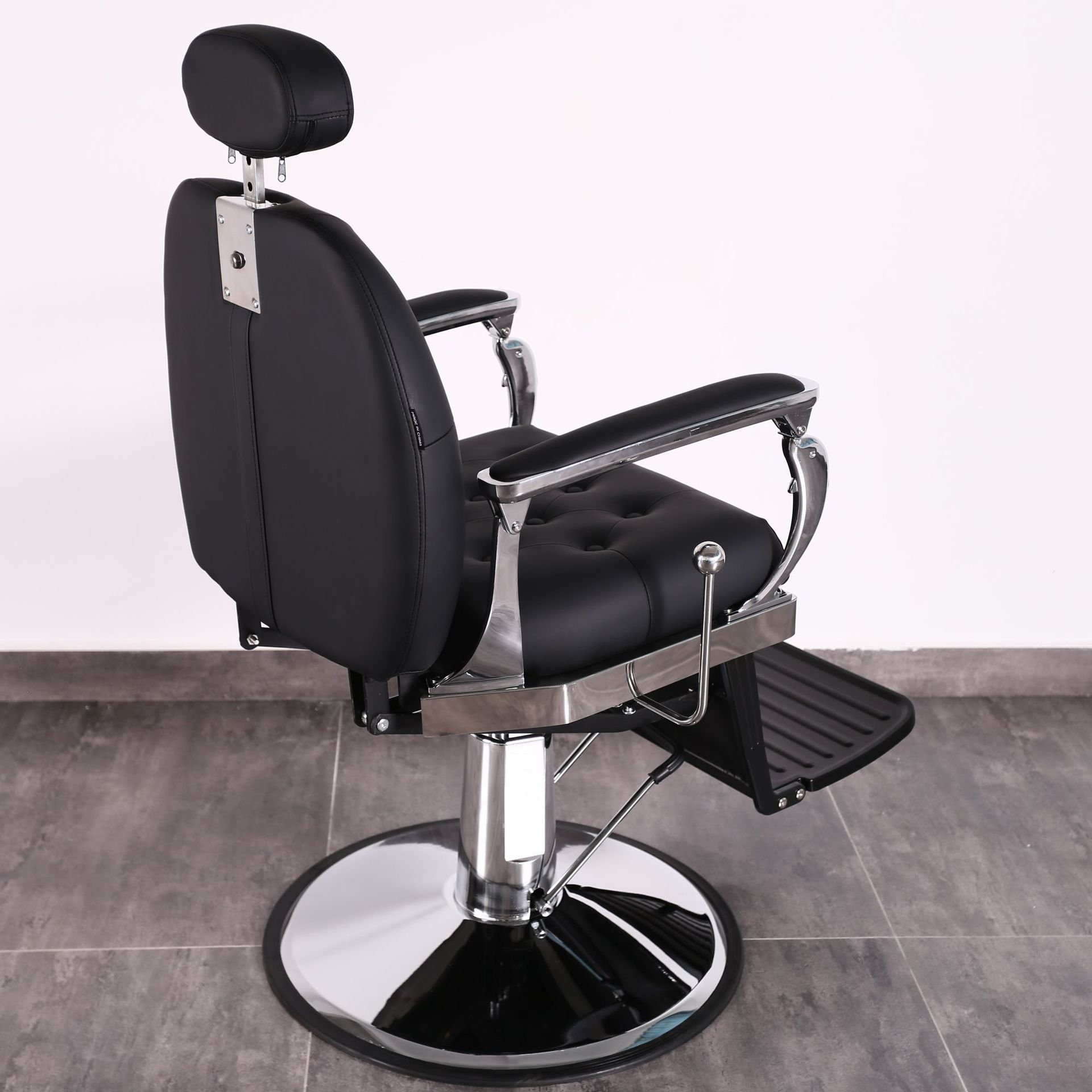 Barber Chair Heavy Duty Reclining Hair Styling Chair Professional Hydraulic Salon Chair for Barbershop