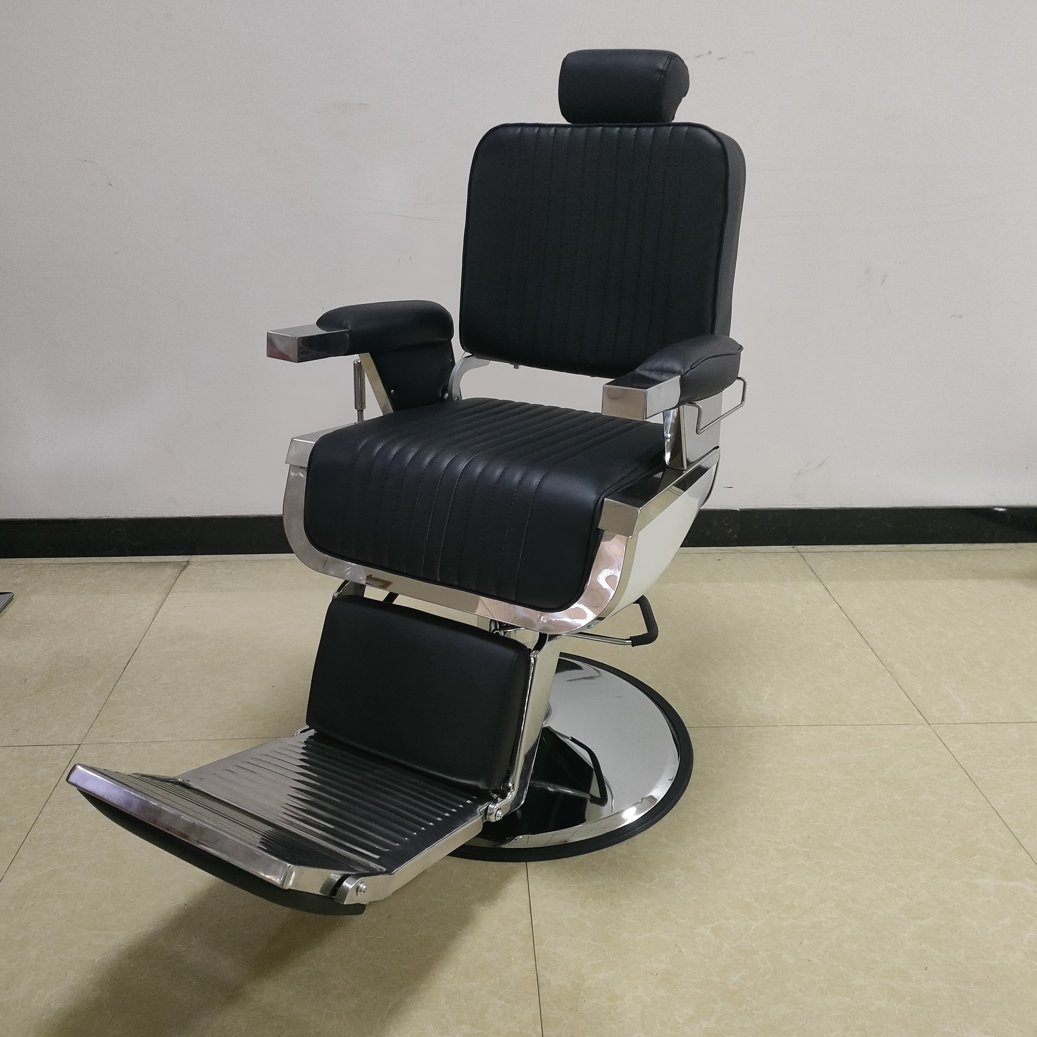 Modern Stainless Steel Barbershop Hairdressing Chair Black Leather Hair Salon Styling Barber Chair