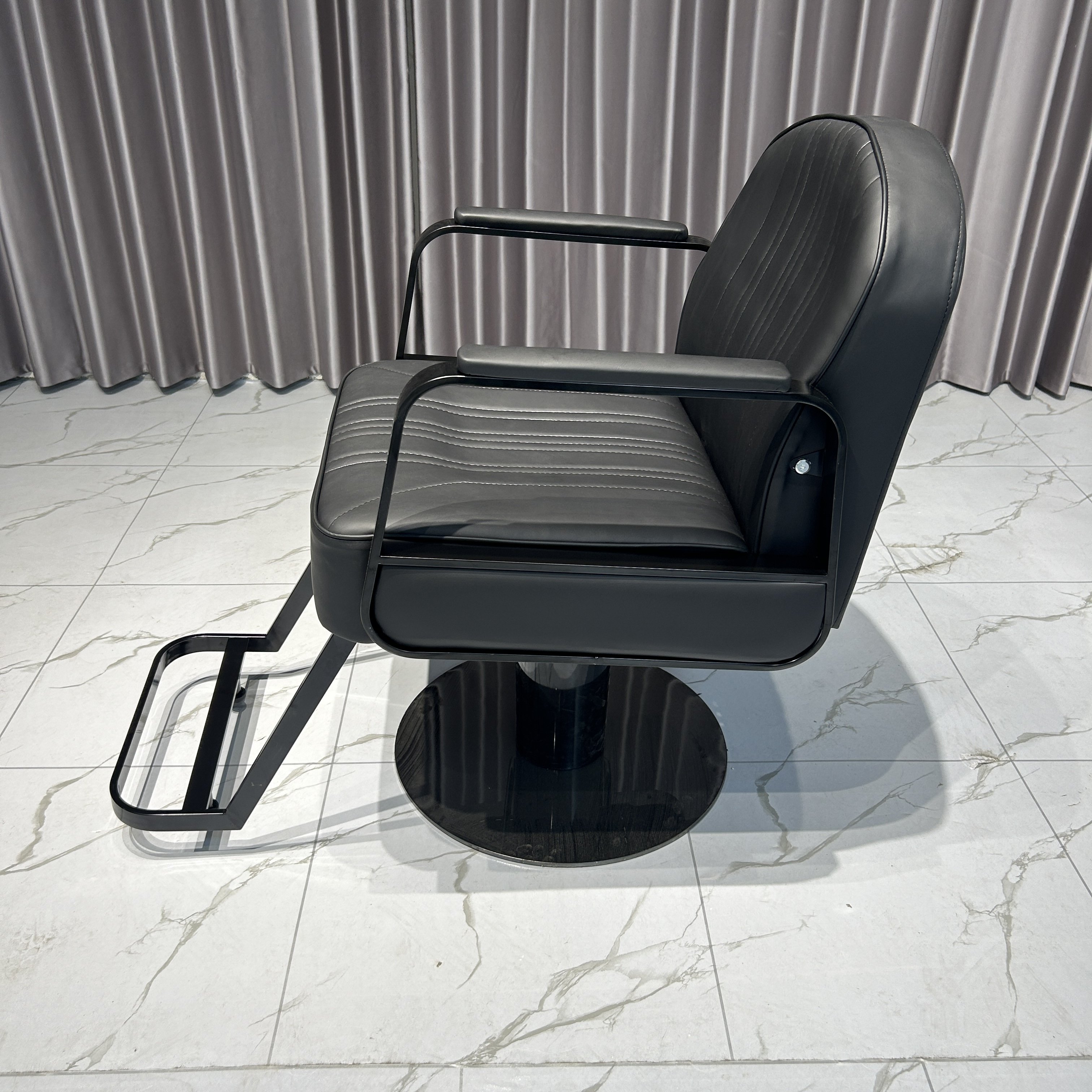 Hot Sale Barber Chair Beauty Equipment Reclining Hydraclic Pump Stainless Steel Cheap Barber Chair Salon Furniture