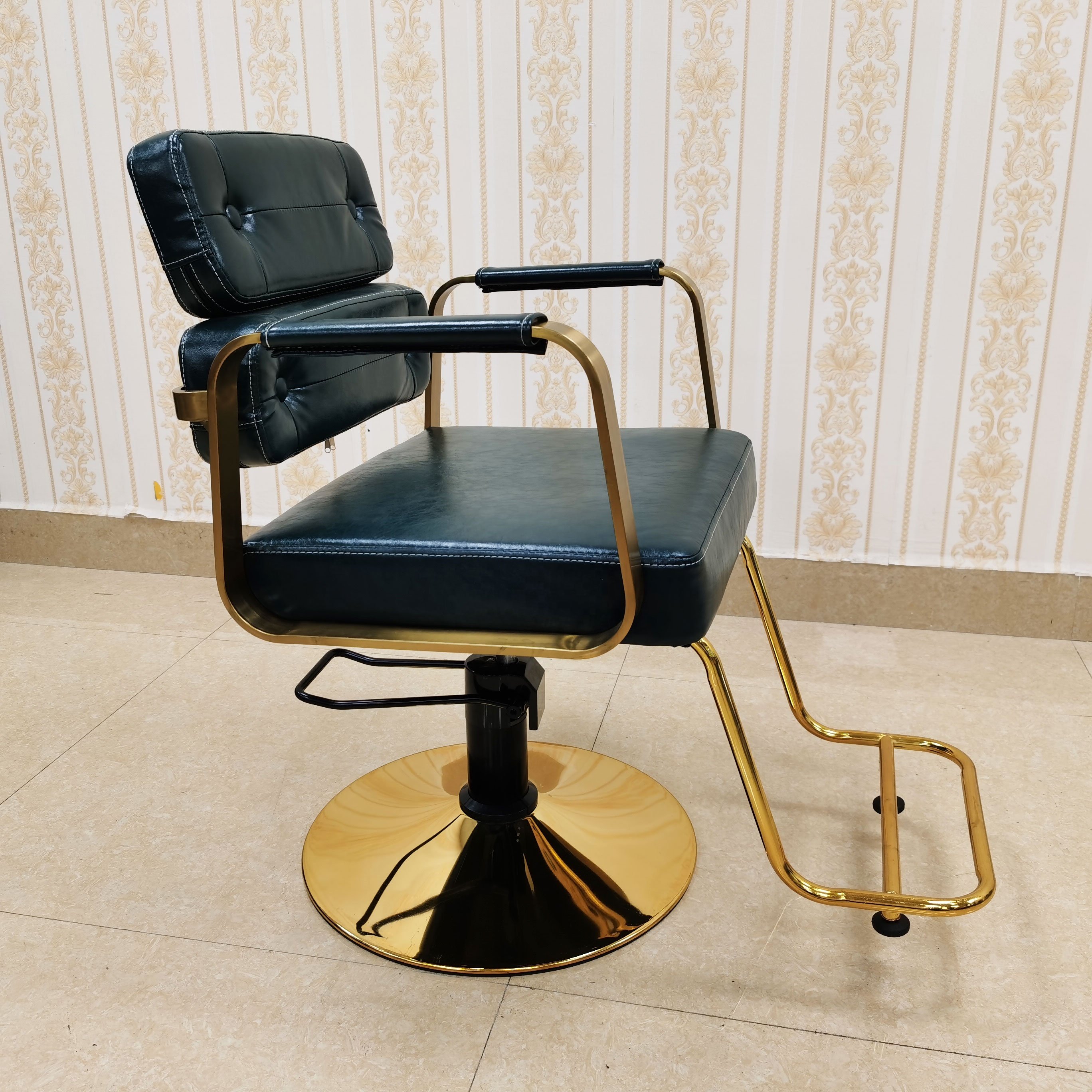 Hot selling Stainless steel gold modern durable salon styling chair fashionable portable adjustable Hydraulic cutting hair chair