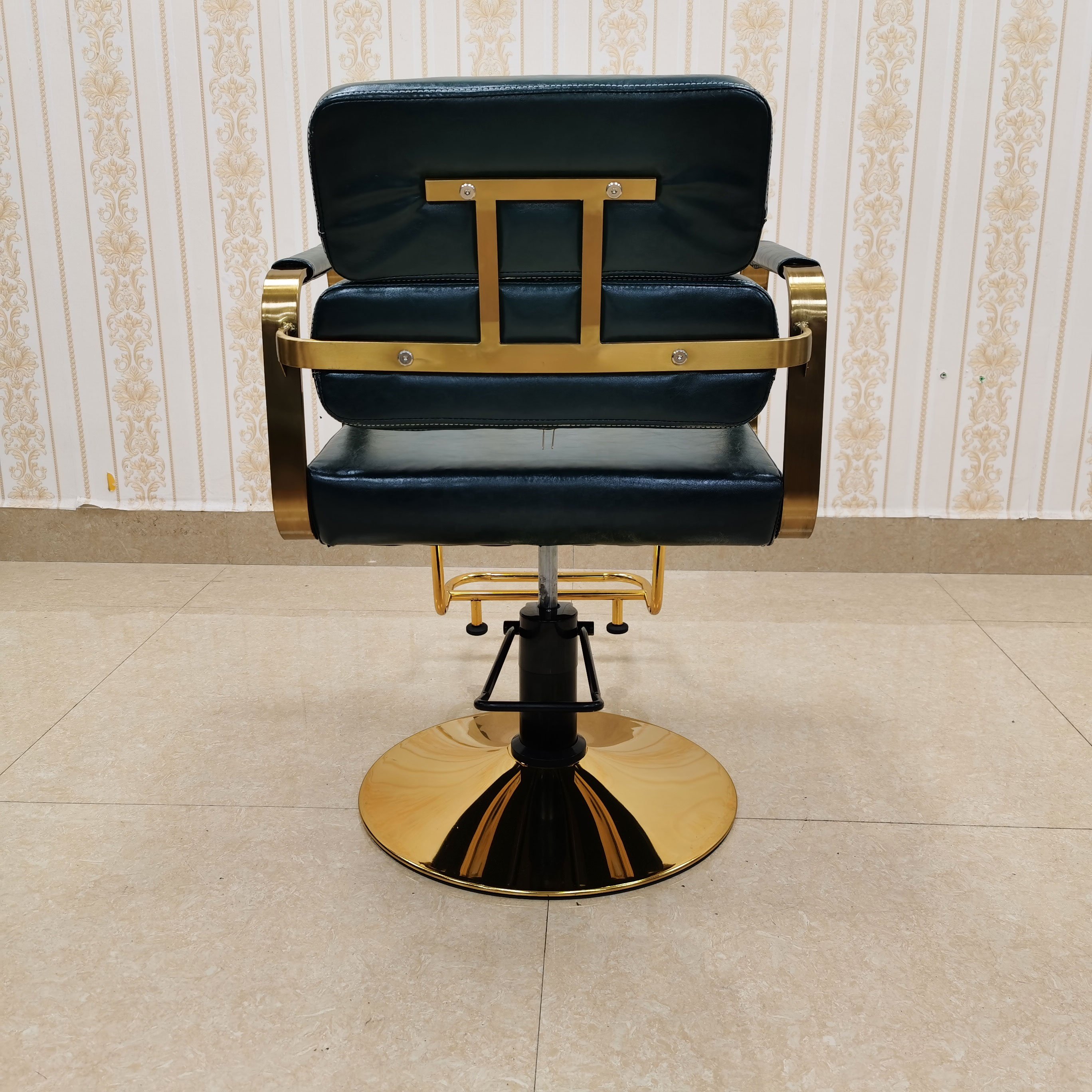 Hot selling Stainless steel gold modern durable salon styling chair fashionable portable adjustable Hydraulic cutting hair chair