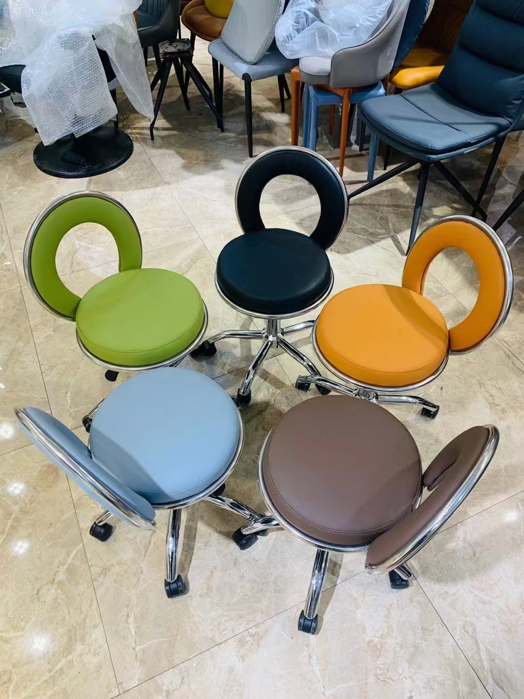 Jincheng Hydraulic Adjustable Rolling Pedicure Technician Chair PU Synthetic Leather for Beauty Salon and Barber Application