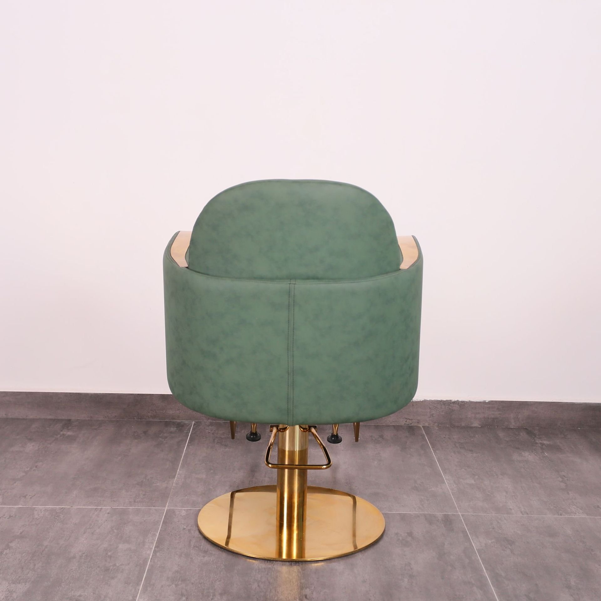 New Design Modern Cheap Lift Salon Equipment Adjustable Gold Frame European Barber Chair For Barbershop