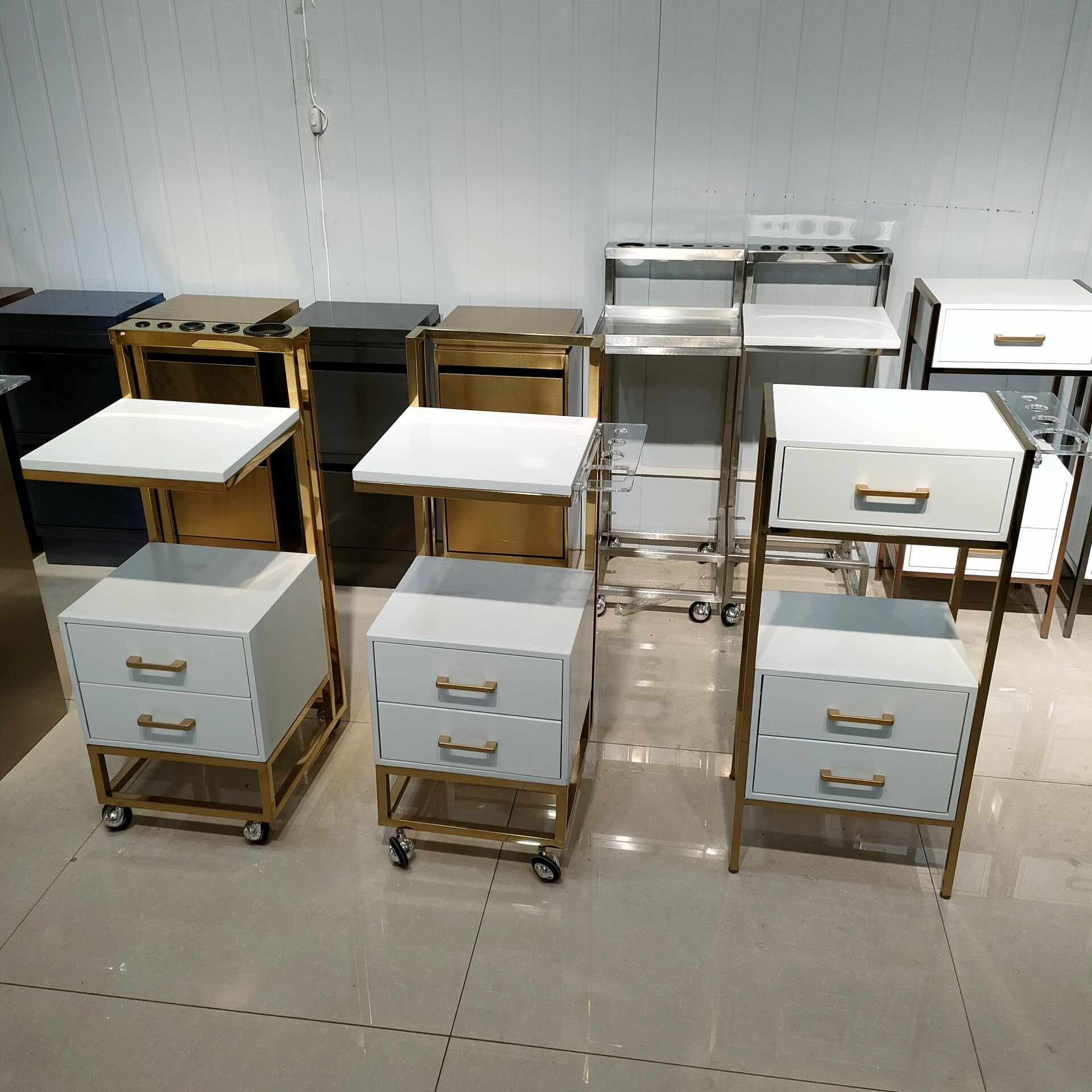 High-quality Barber Sop Furniture Styling Stainless Steel Salon Tool Beauty Hair Salon Side Trolley with wheels and Drawers