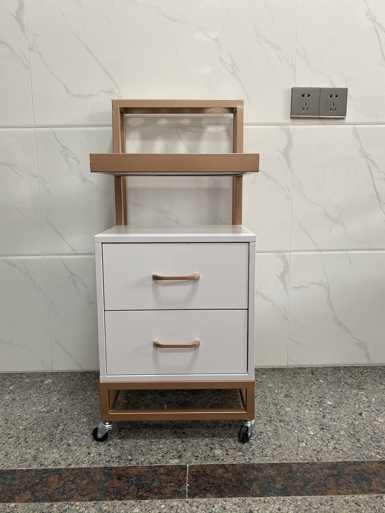 High-quality Barber Sop Furniture Styling Stainless Steel Salon Tool Beauty Hair Salon Side Trolley with wheels and Drawers
