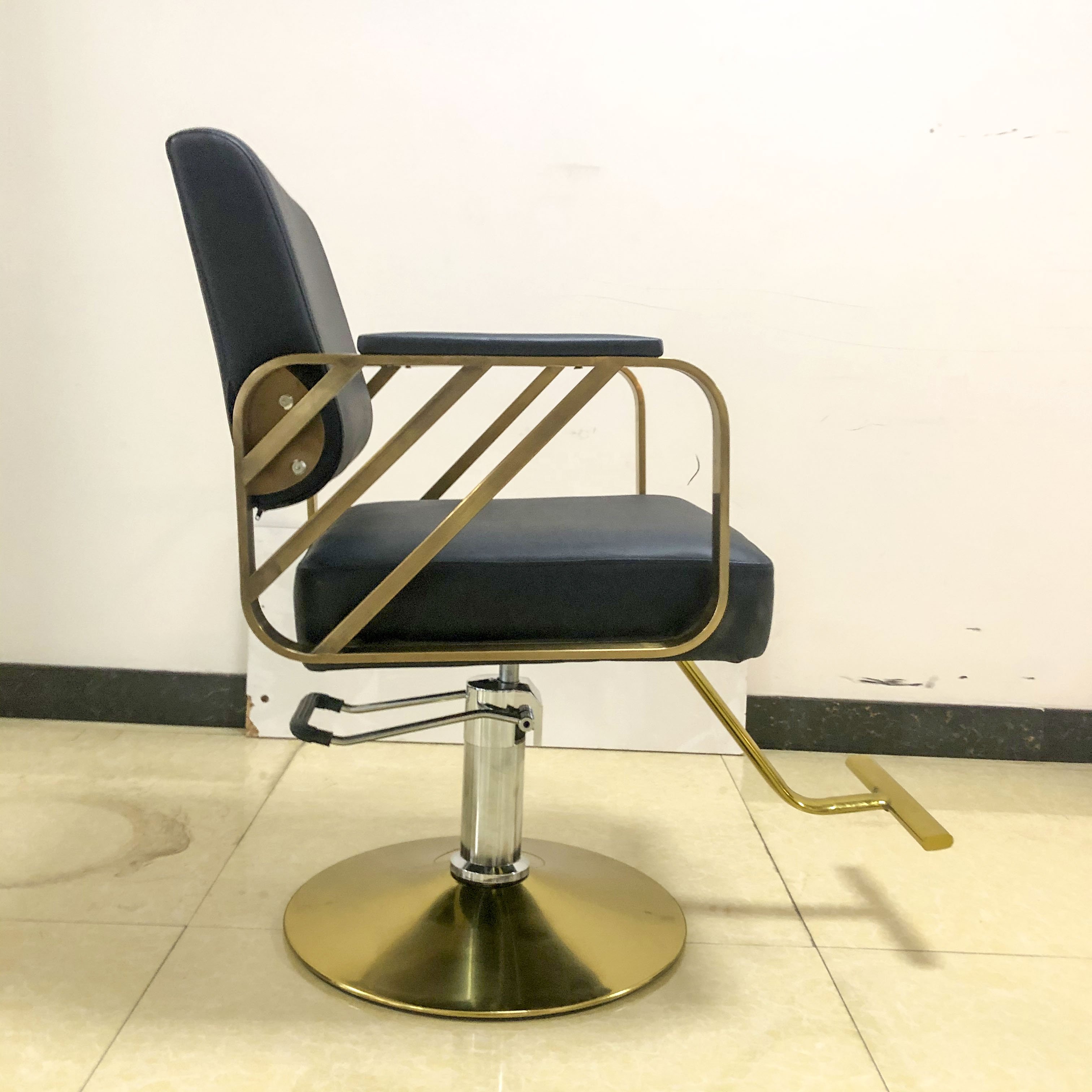 Top Fashion Hy3020 Wholesale /Waiting Hydraulic Antique By May And Barber Chair In Miami