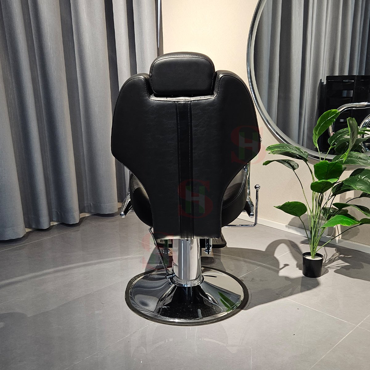 Factory Price Classical Barber Chairs Frame for Salon Station Hairdressing Styling Barber Metal Chair Frame