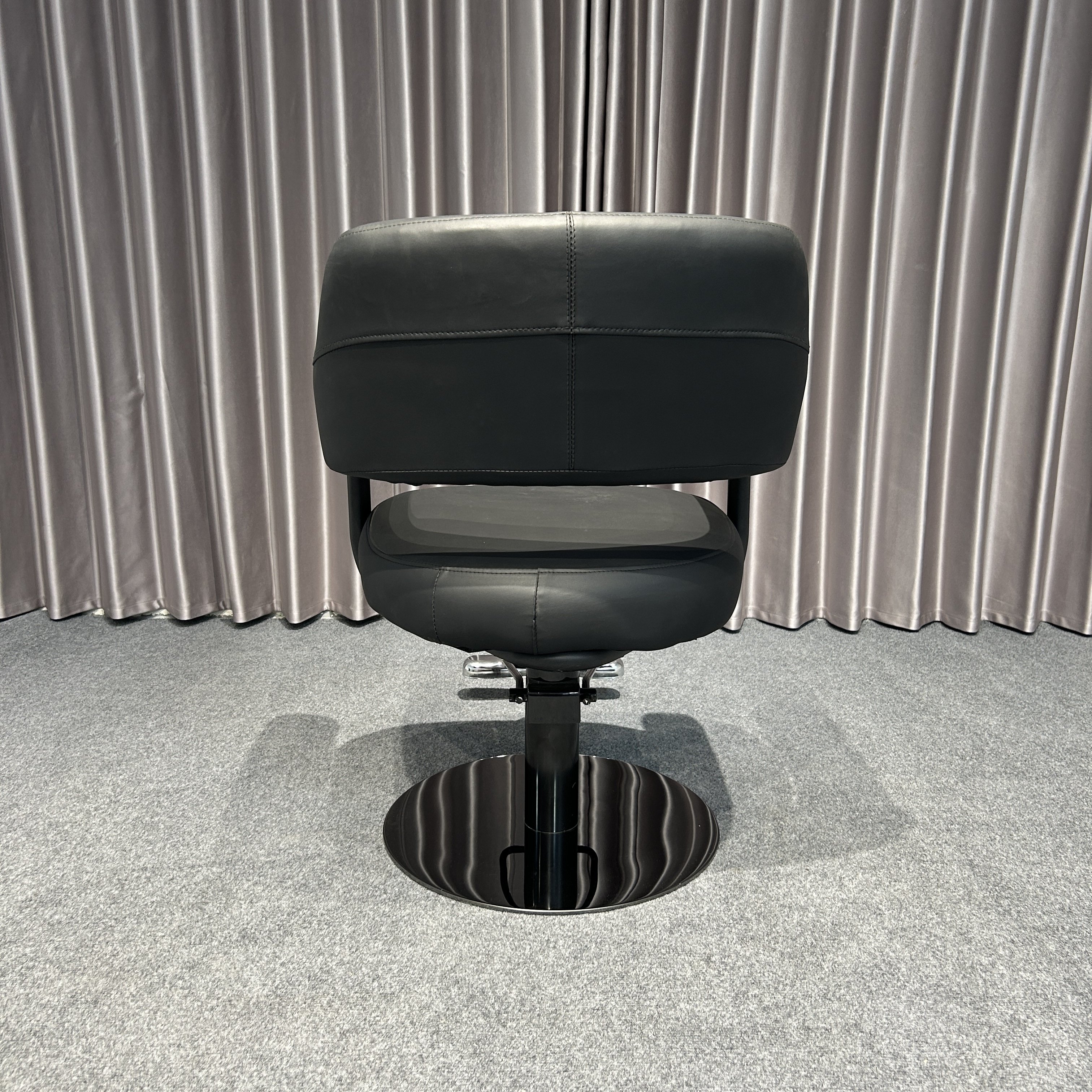 Hairdressing Salon Chair Up And Down Modern Beauty Barber Chairs Salon Furniture