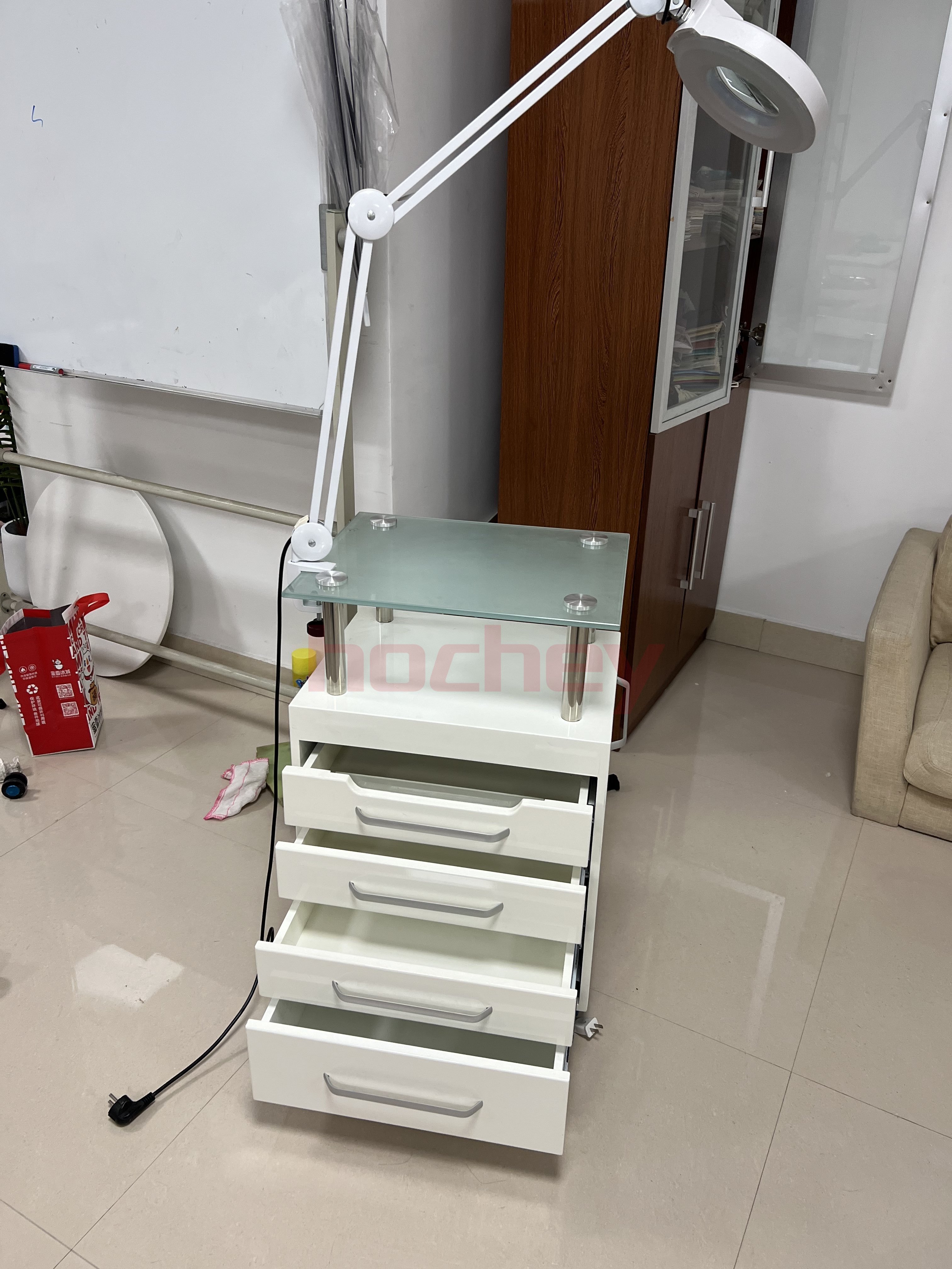 Hochey Wholesale Salon Shop Equipment Carts Manicure Chair Beauty Salon Trolley Cart With Folding Lamp