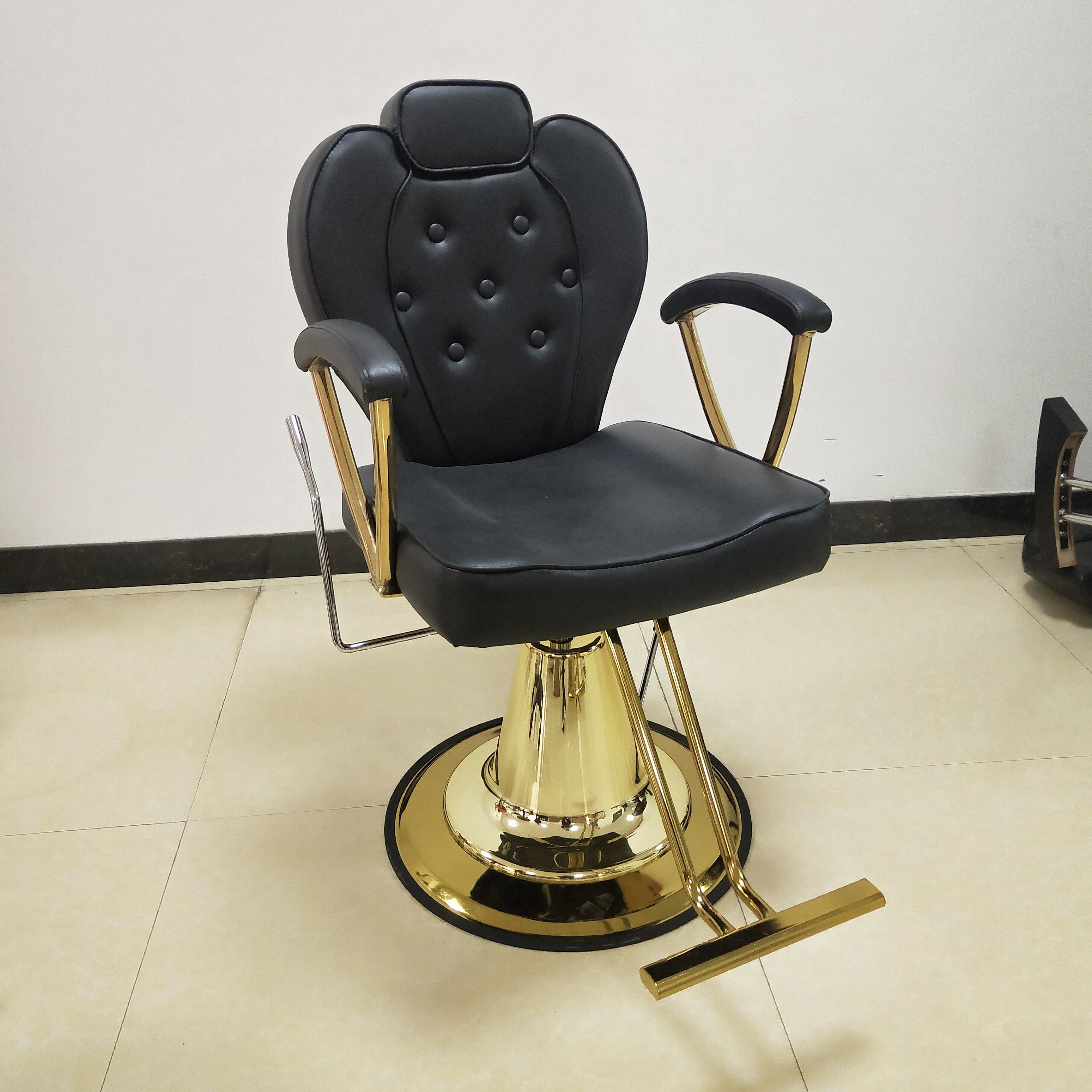 Diant Wholesale Barbershop Salon Furniture High Quality Black Heavy Duty Hydraulic Barber Chair For Hair Salon