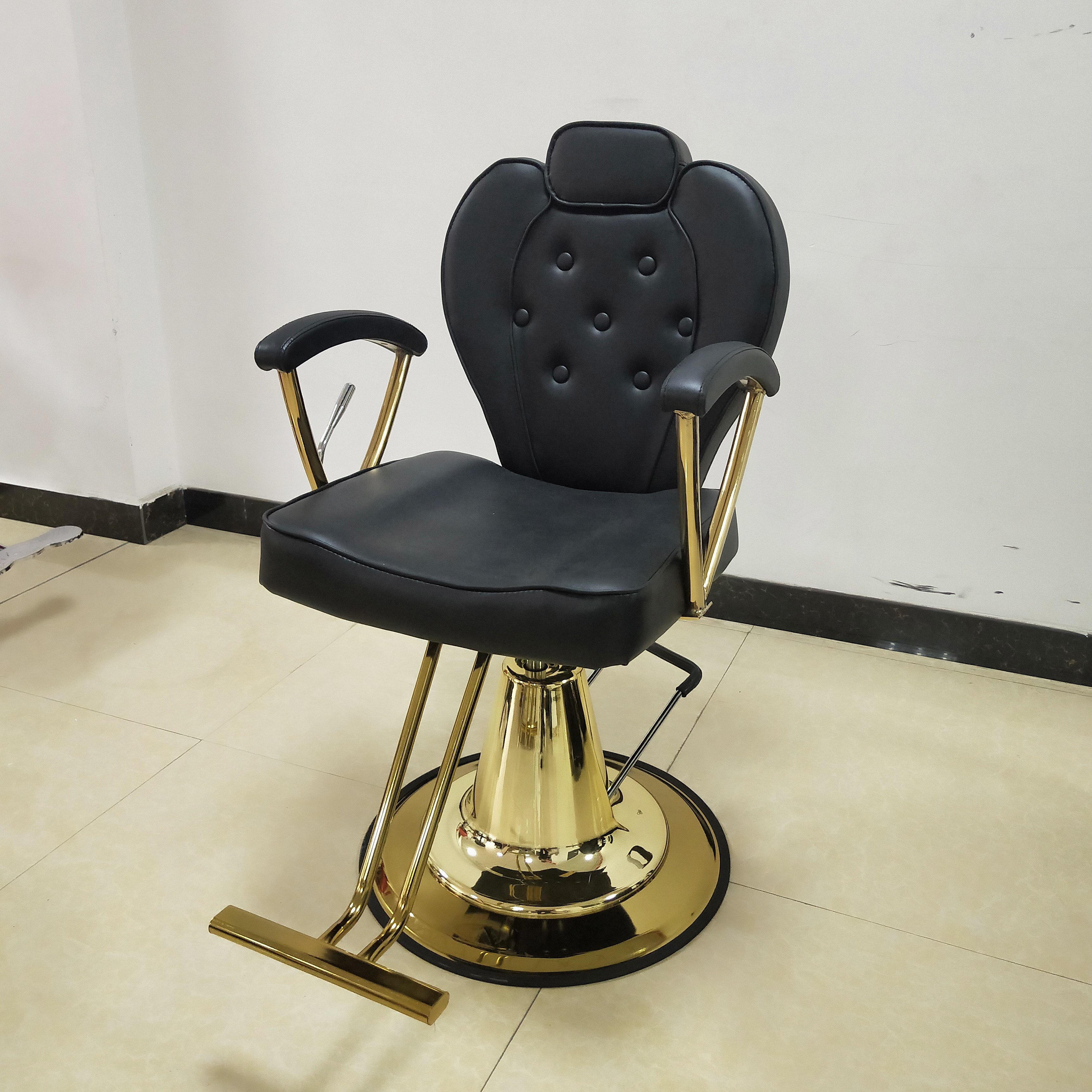Diant Wholesale Barbershop Salon Furniture High Quality Black Heavy Duty Hydraulic Barber Chair For Hair Salon