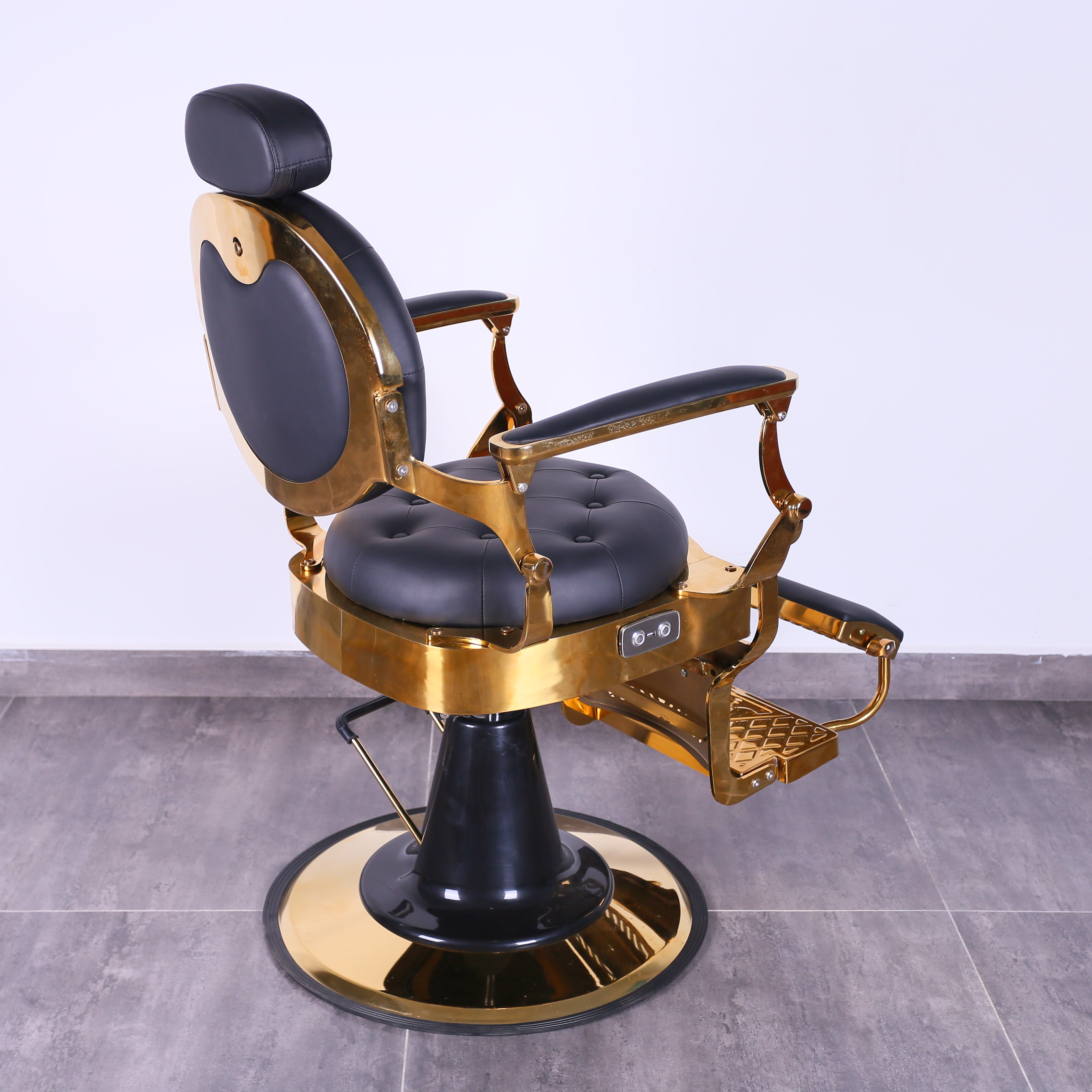 Modern Luxury Leather Barber Chair Hydraulic Recline Salon Styling Equipment Metal Furniture for Barber Shop