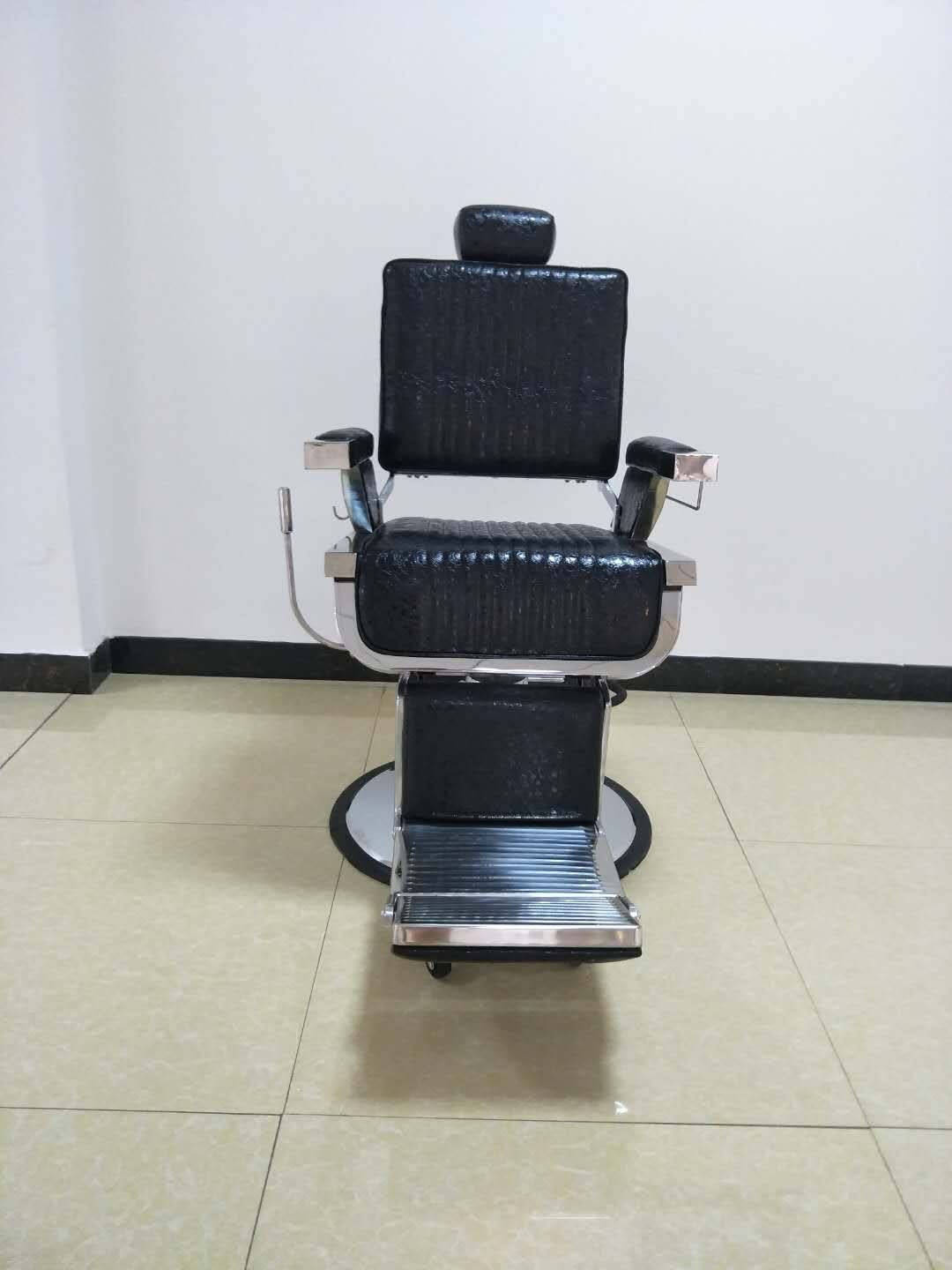 2024Latest Professional quality hot sale beauty salon antique barber chair supplier