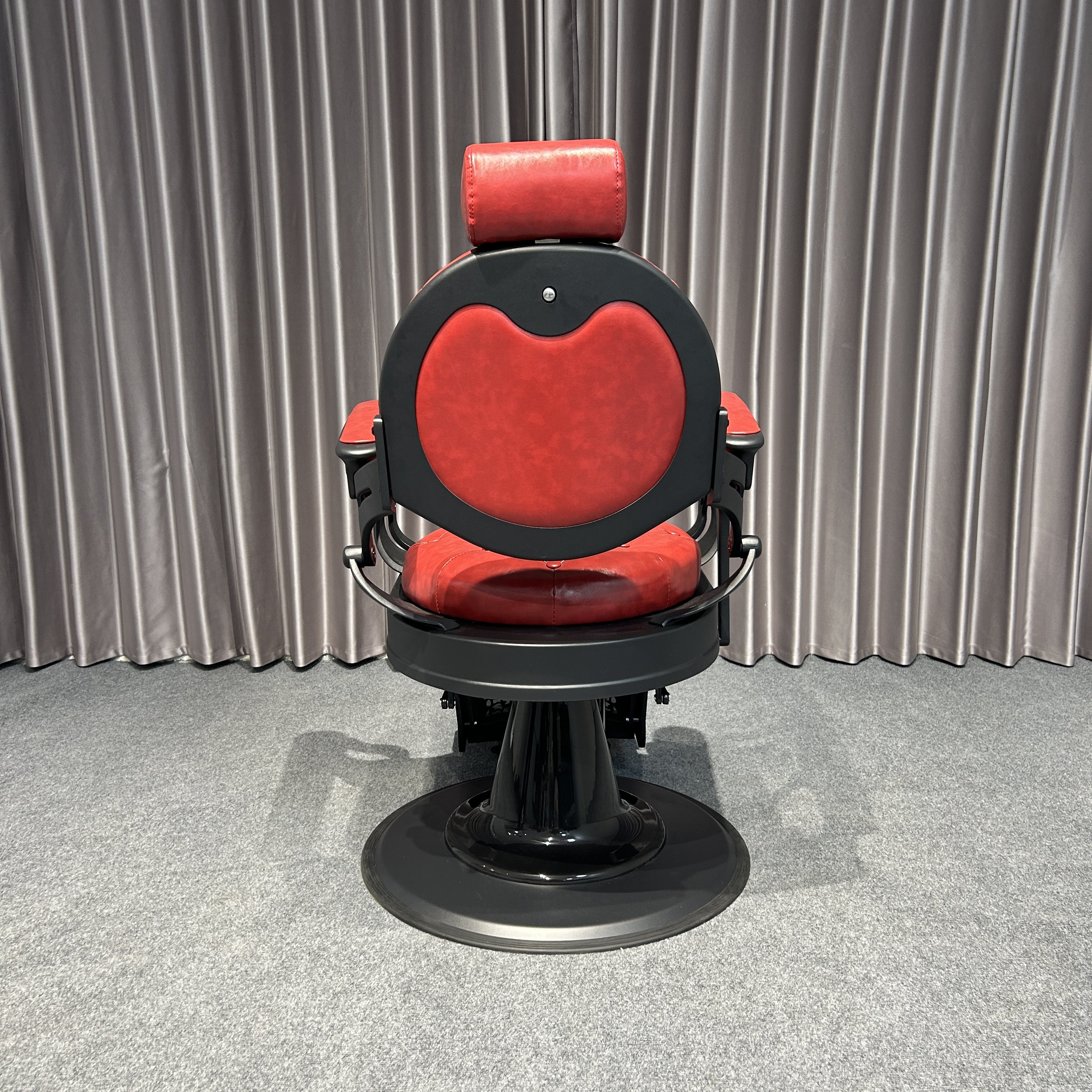 red Vintage Barber Chair Luxury Oil Head Chair Hair Gallery Furniture Reclining Chair Factory Wholesale