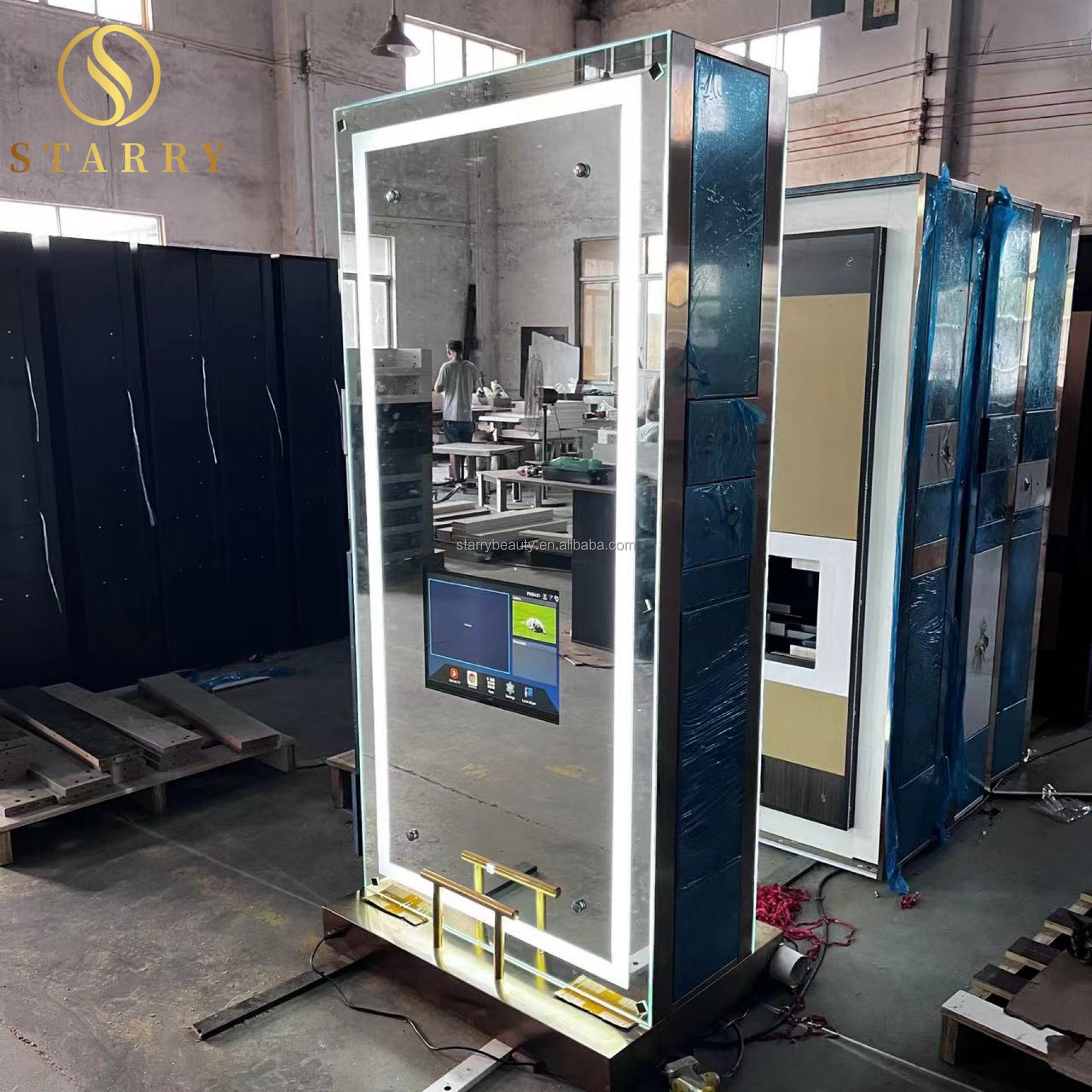 Double Single Sided Golden Stainless Steel barber Stations LED Hair Salon Mirror Styling Station With TV