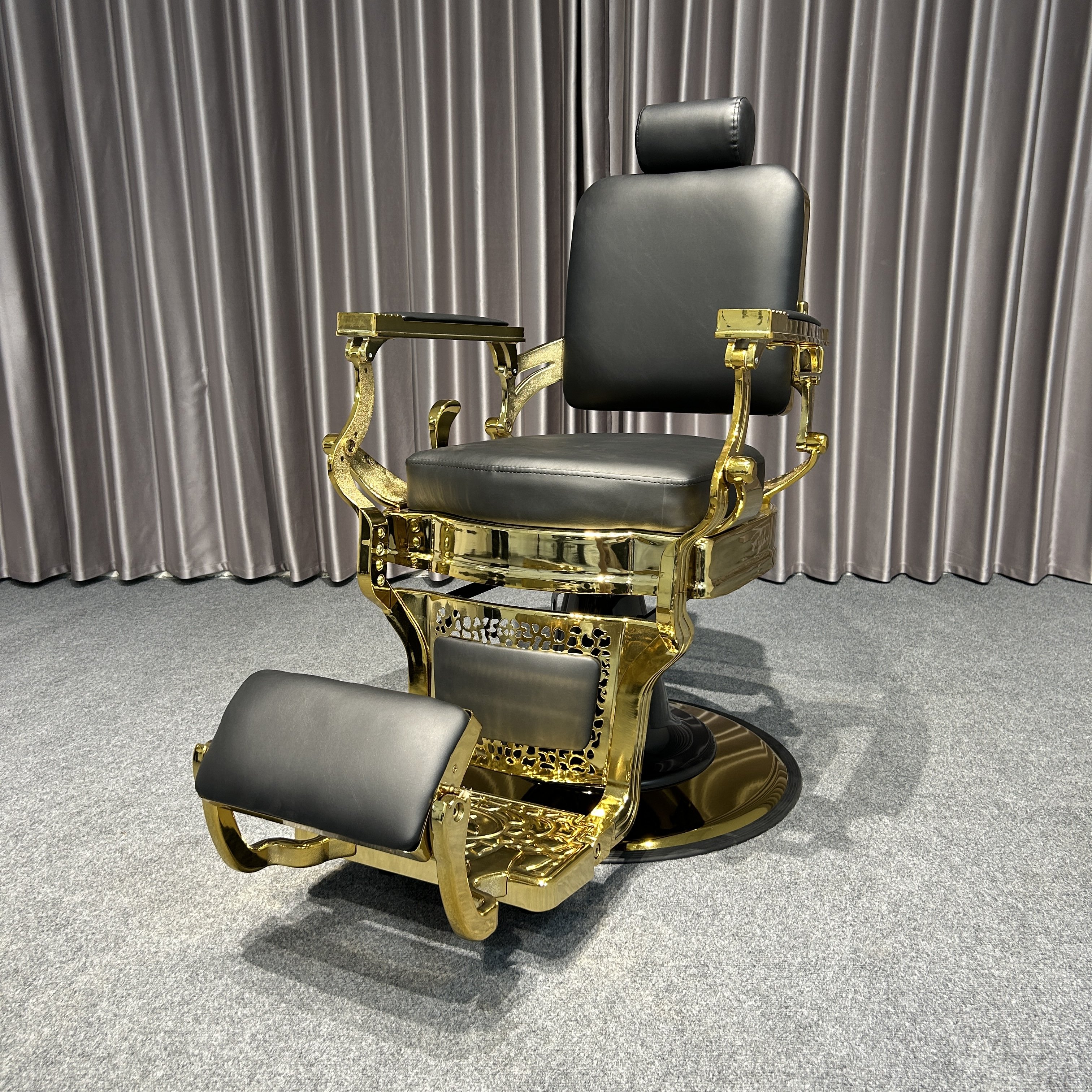 Classic Vintage Gold Men's Hair Chair Luxury Antique Metal Salon Furniture with Massage Feature Wholesale for Beauty Salons