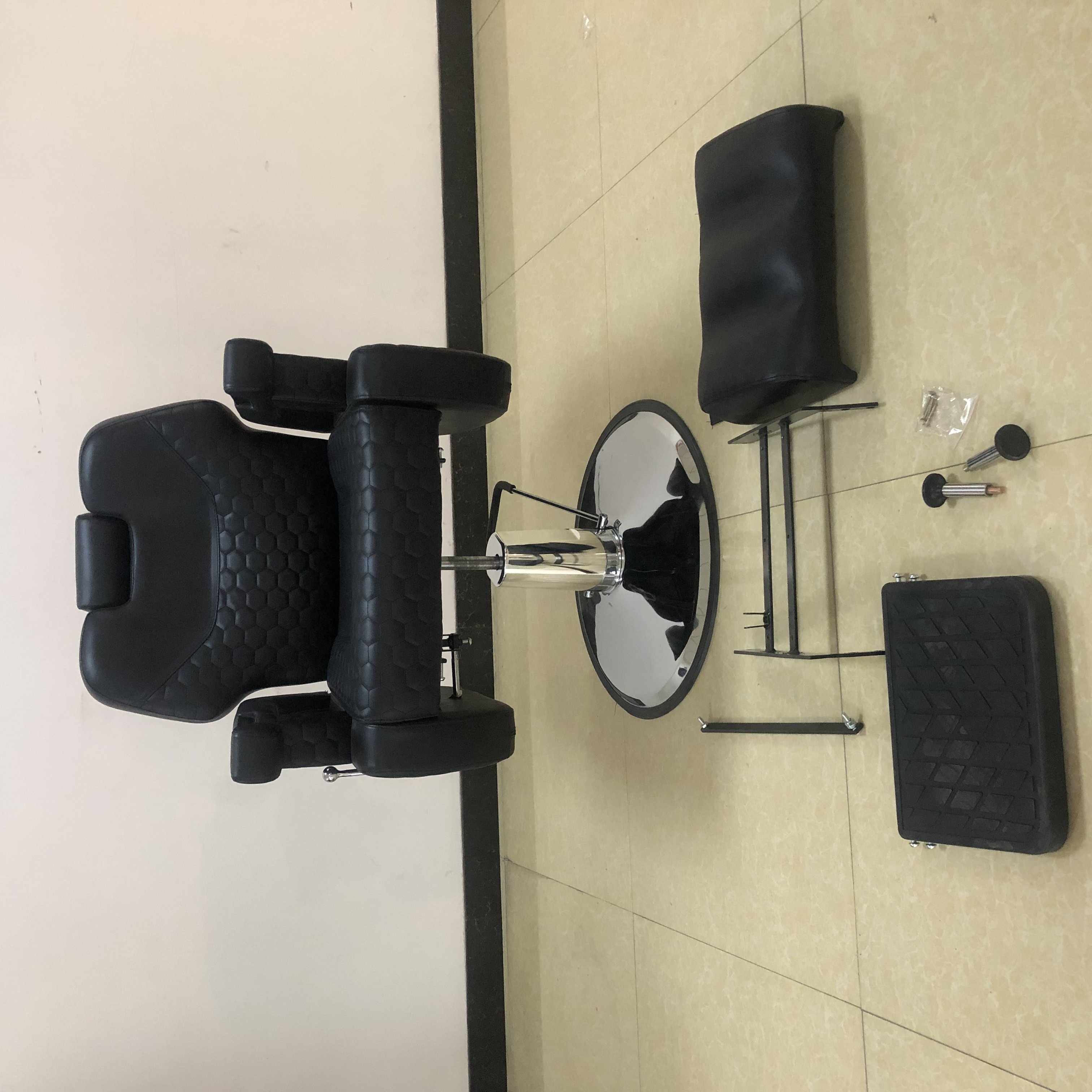Professional Barber Chairs Luxury Wholesale High Quality Barber Chair For Men Hot Selling Barber Chairs