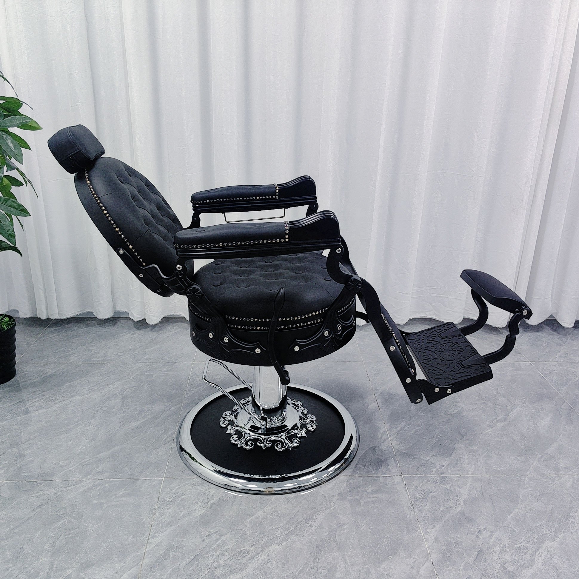 Top grade Retro Men All Black Barber Chair classics Salon Hairdressing chairs Hydraulic chair Factory wholesale