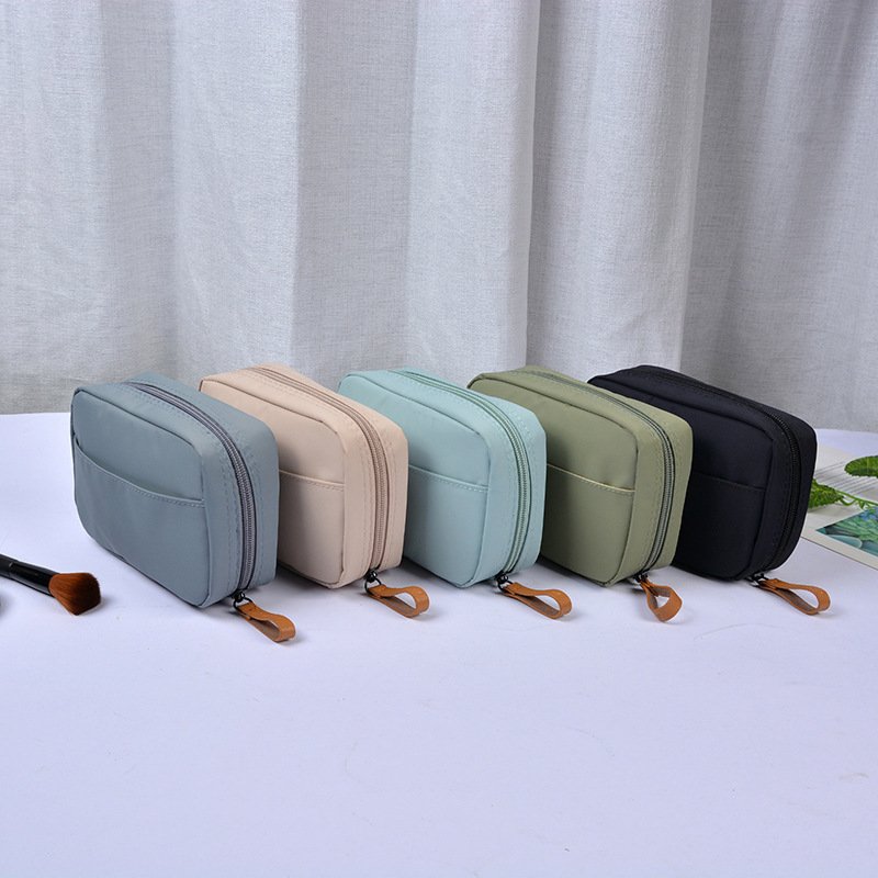 Wholesale Custom Logo Professional Luxury Large Capacity Recycled Cotton Canvas Travel Make Up Toiletry Cosmetic Makeup Bag