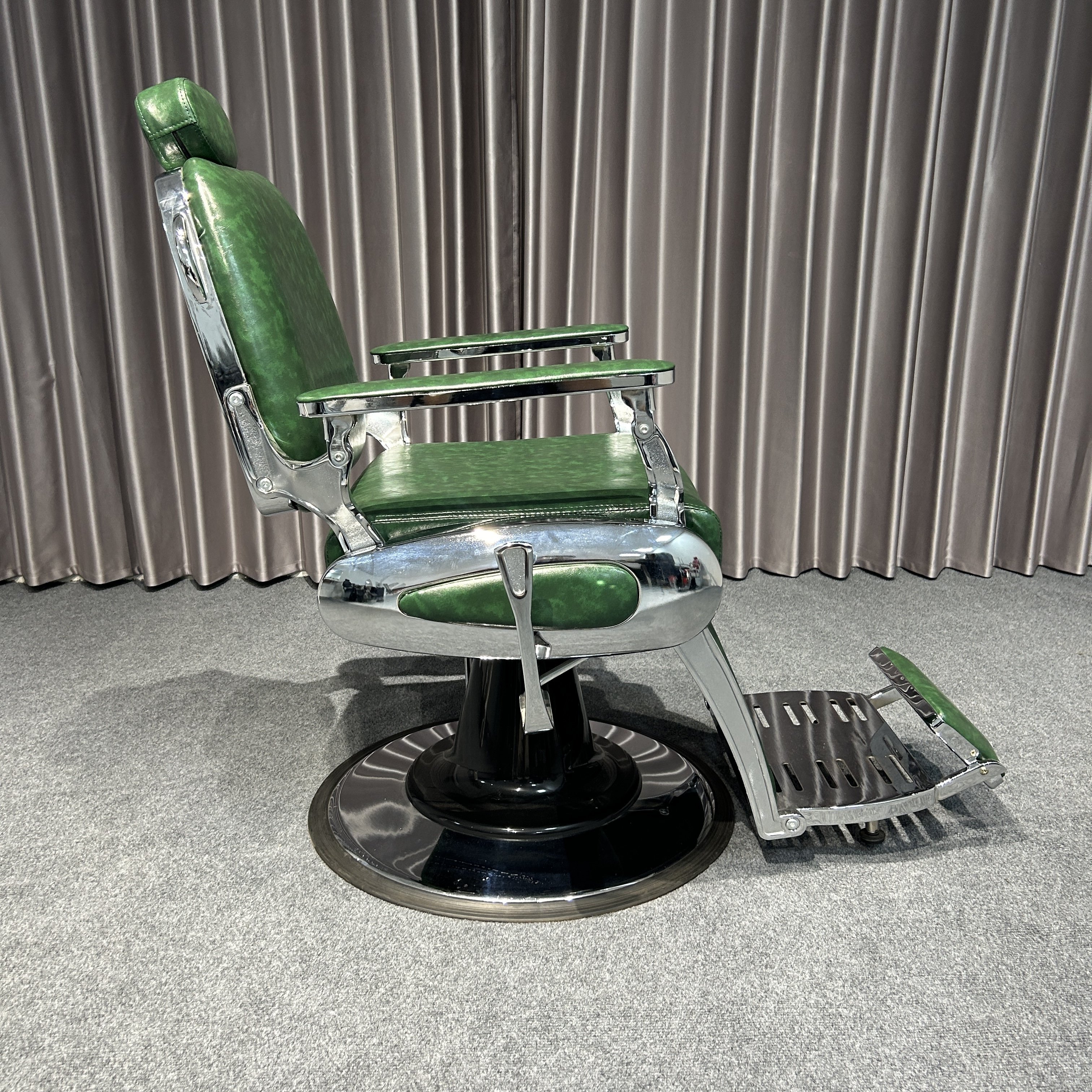 Barber Shop Furniture Barber Chair Green Adjustable Metal Salon Barber Chair