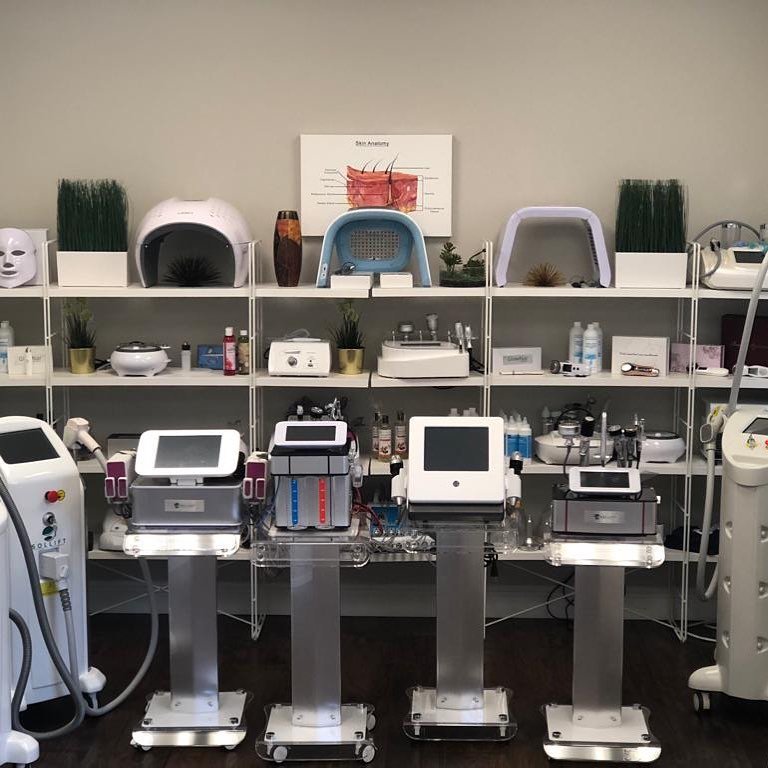 Amina craft Wholesale Cheap Facial Machine Acrylic Spa Salon Beauty Trolley rolling cart beauty trolleys carts