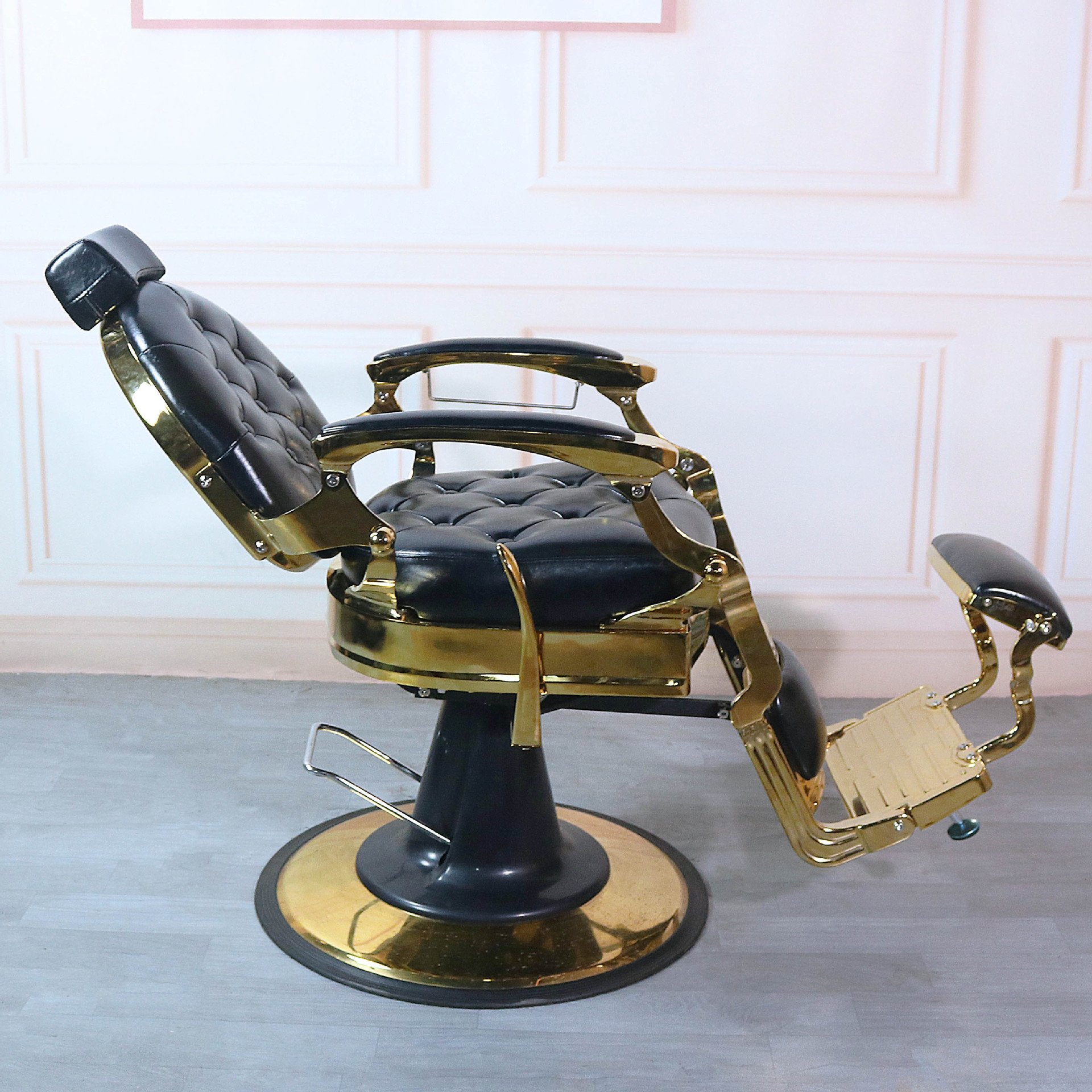 Professional Hairdressing Reclining Salon Furniture Beauty Salon Vintage Barber Chair