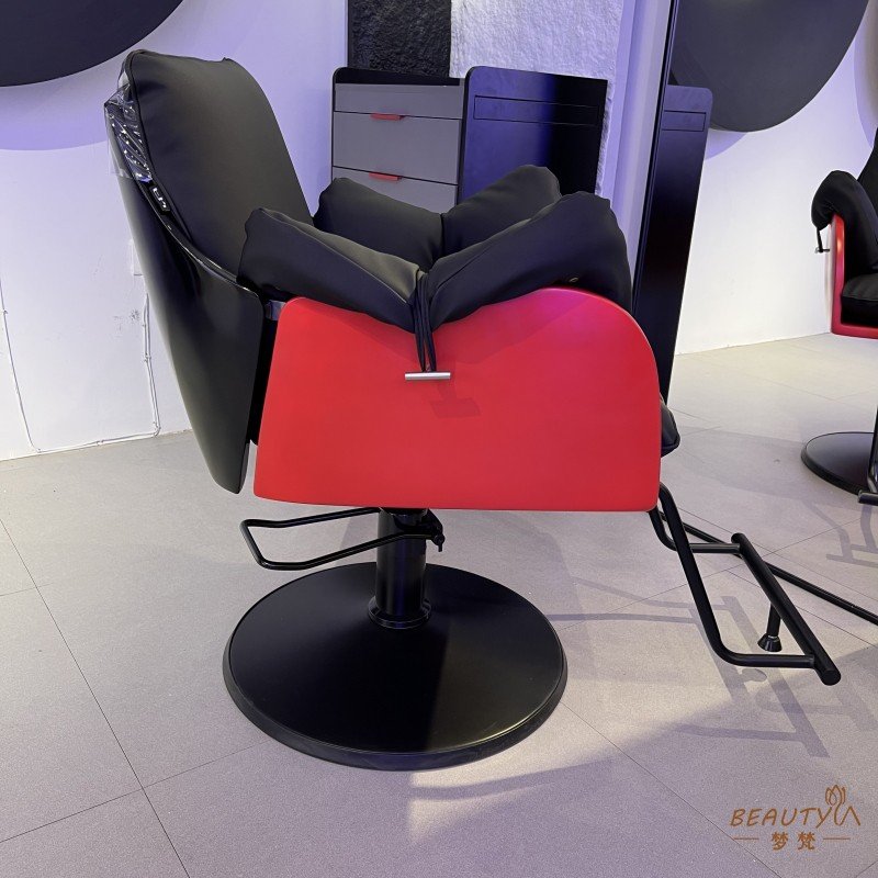 New Arrivals Barber Supplies Classic Barber Chair Barber Shop Chairs With High Brightness And Good Quality