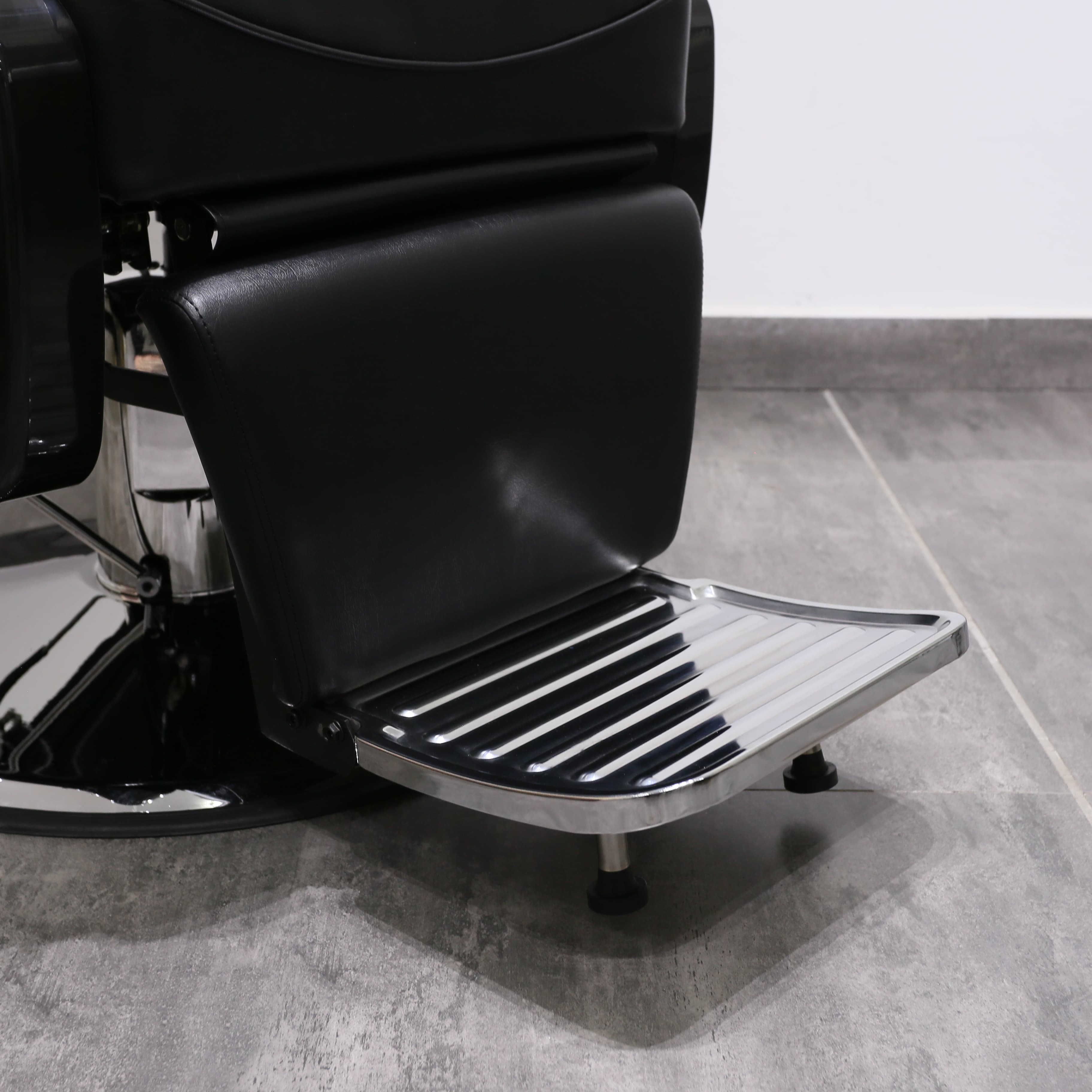 Modern Silver Metal Hydraulic Reclining Hairdressing Chair with Green Salon Furniture for Beauty Salons Barber Shops Barbershops