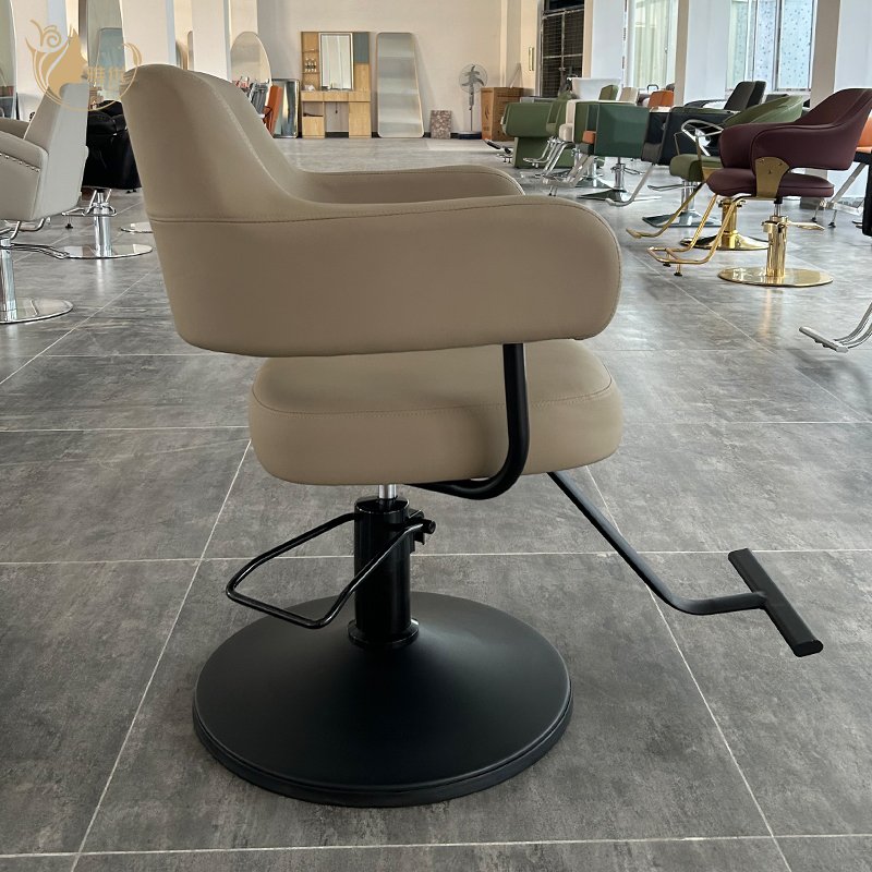 Modern Hydraulic Barber Chair for Men PU Leather Salon Hairdressing Equipment