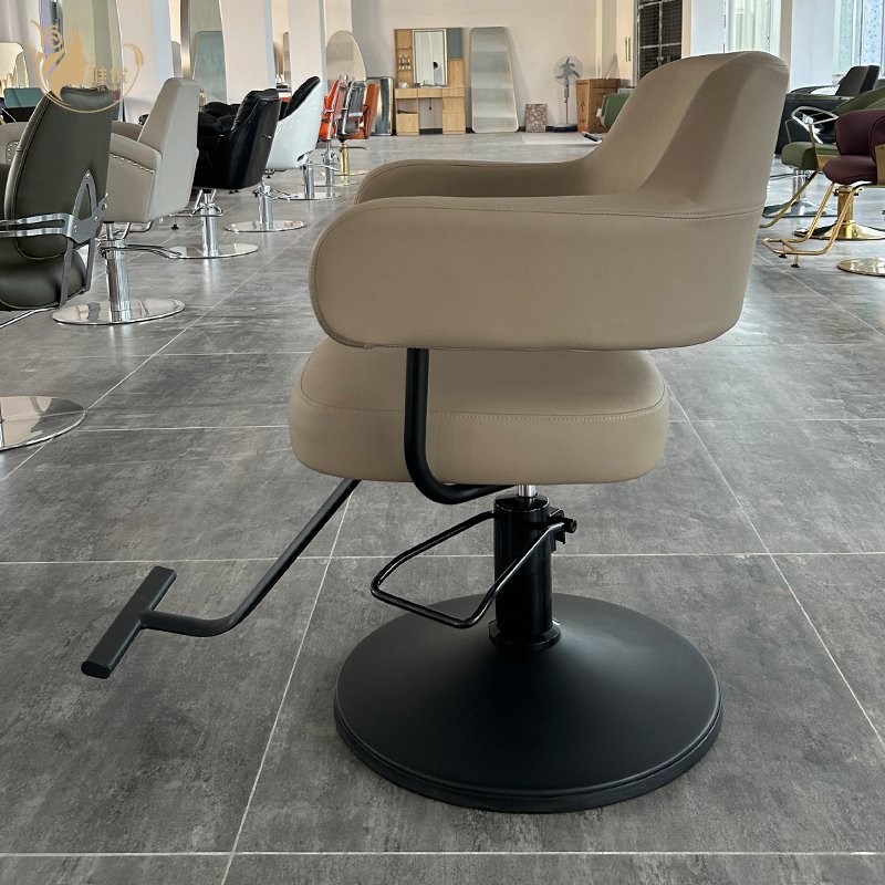 Modern Hydraulic Barber Chair for Men PU Leather Salon Hairdressing Equipment