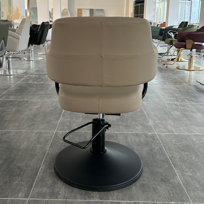 Modern Hydraulic Barber Chair for Men PU Leather Salon Hairdressing Equipment