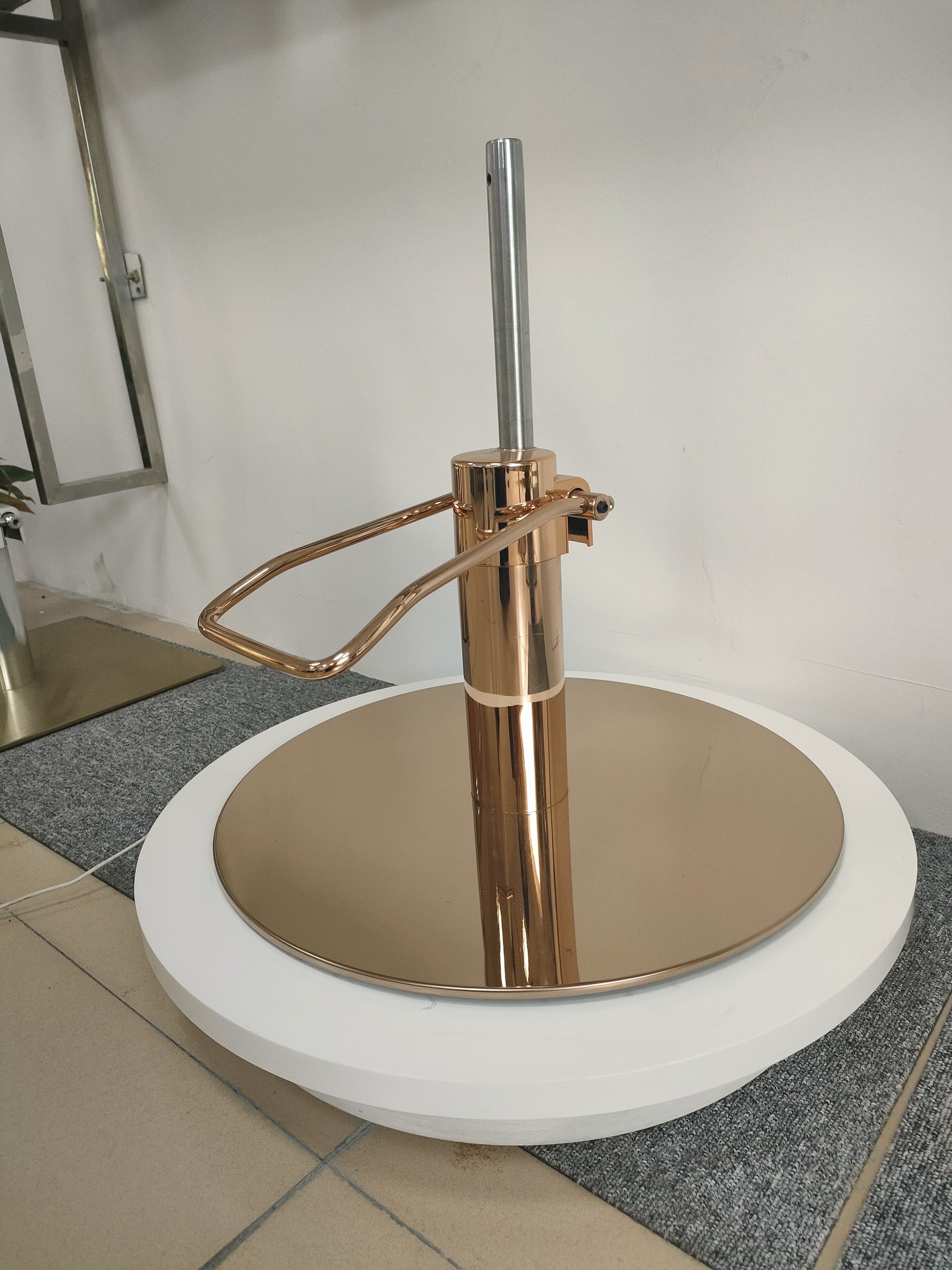 High Quality Salon Furniture Accessories Barber Chair Parts Rose Gold Round Salon Barber Chair Base and Hydraulic Pump