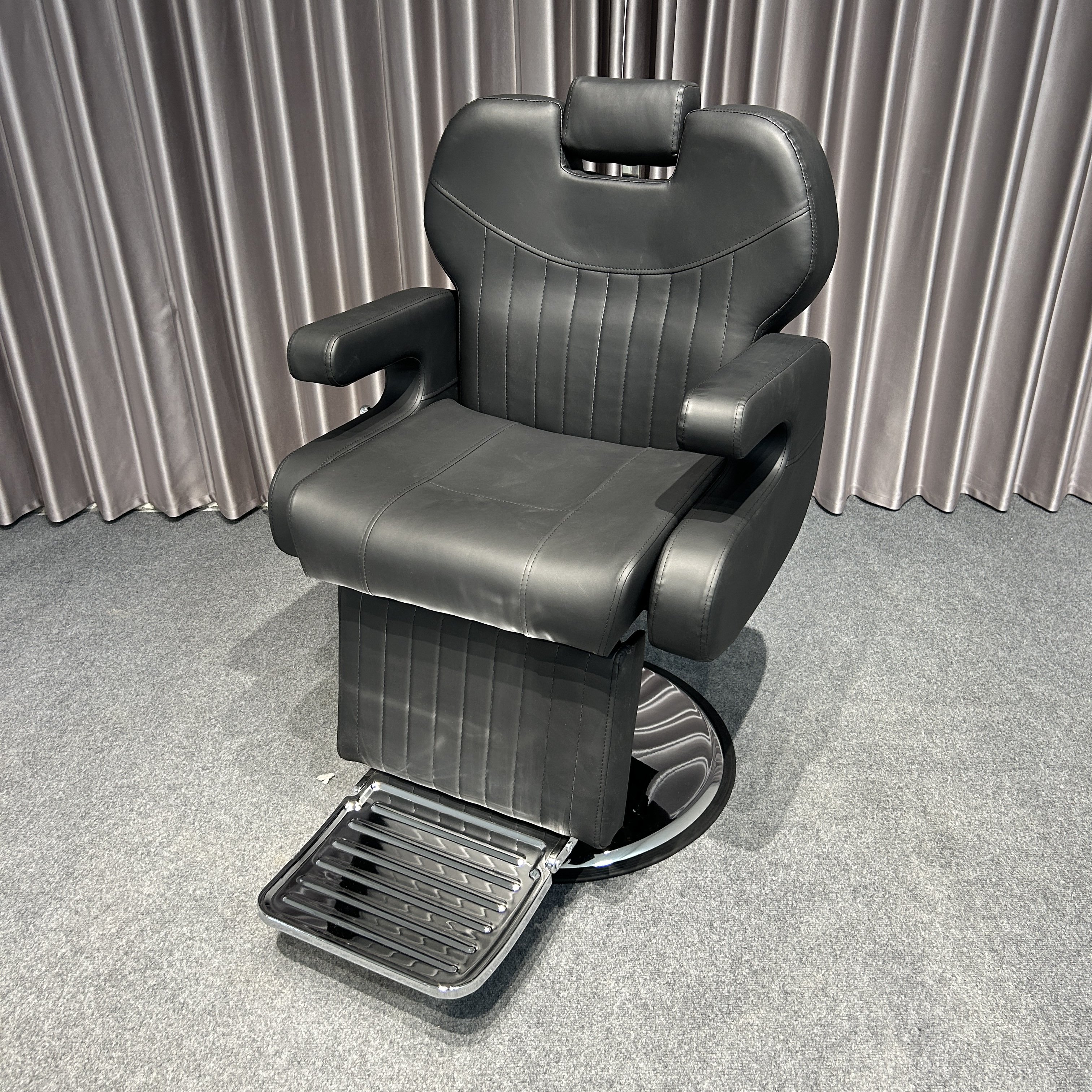 Comfortable Adjustable Height and Reclining High Quality Barber Chair for Salon Chinese Style Hairdressing Salon Furniture