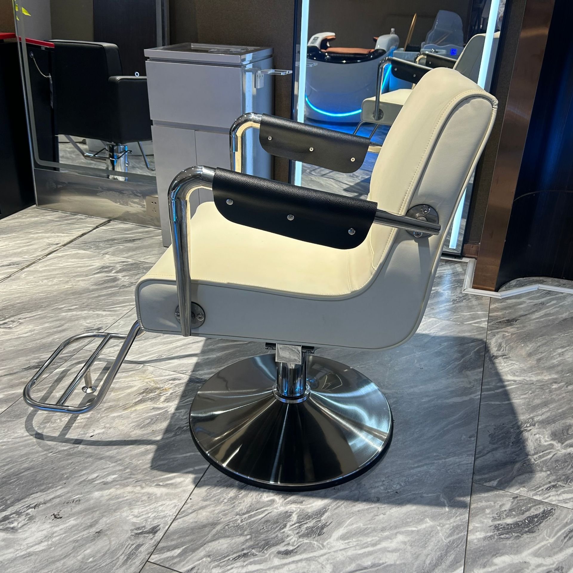 Successor shaving chairs barber salons vintage barber chair for men reclining salon chair makeup furniture for beauty salon