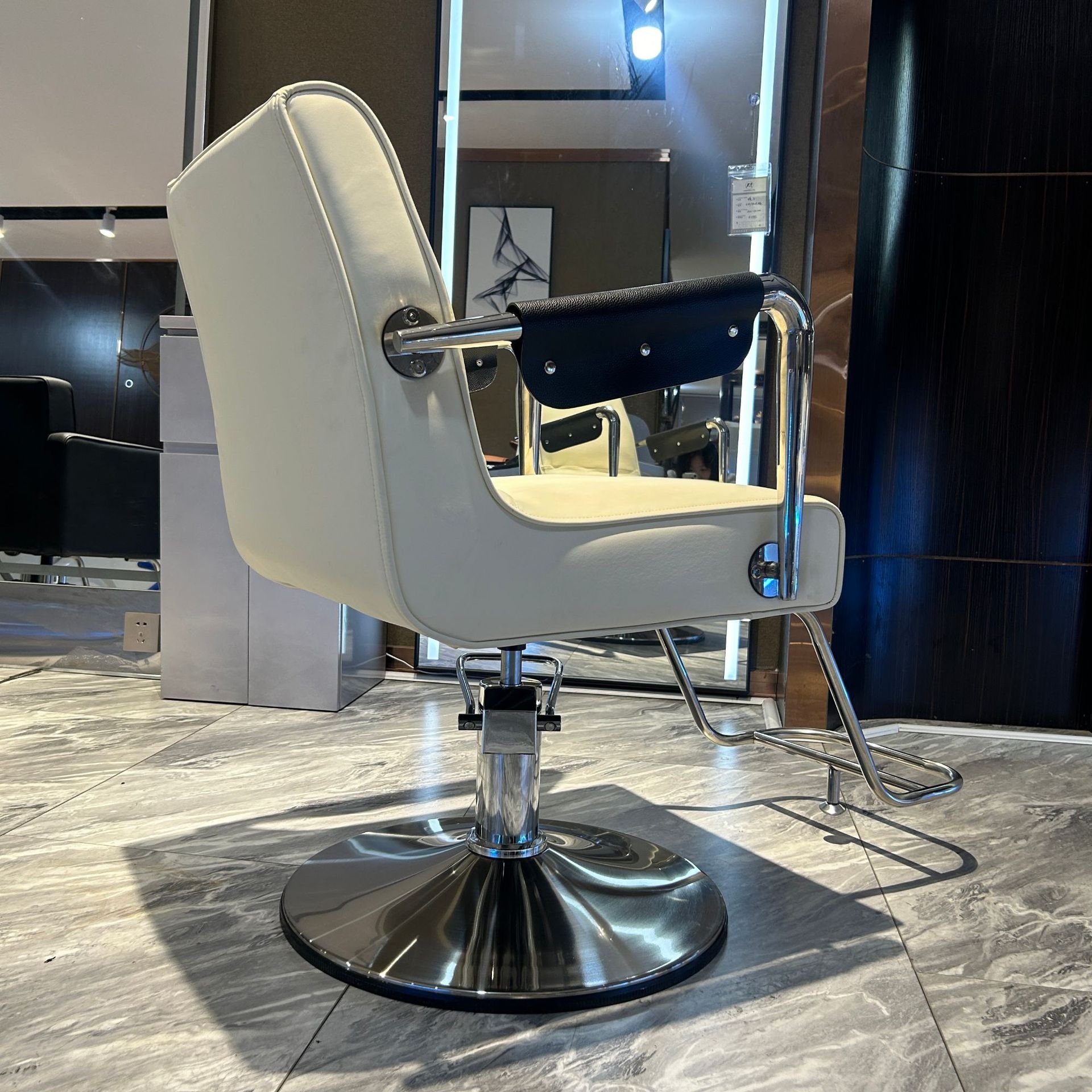 Successor shaving chairs barber salons vintage barber chair for men reclining salon chair makeup furniture for beauty salon