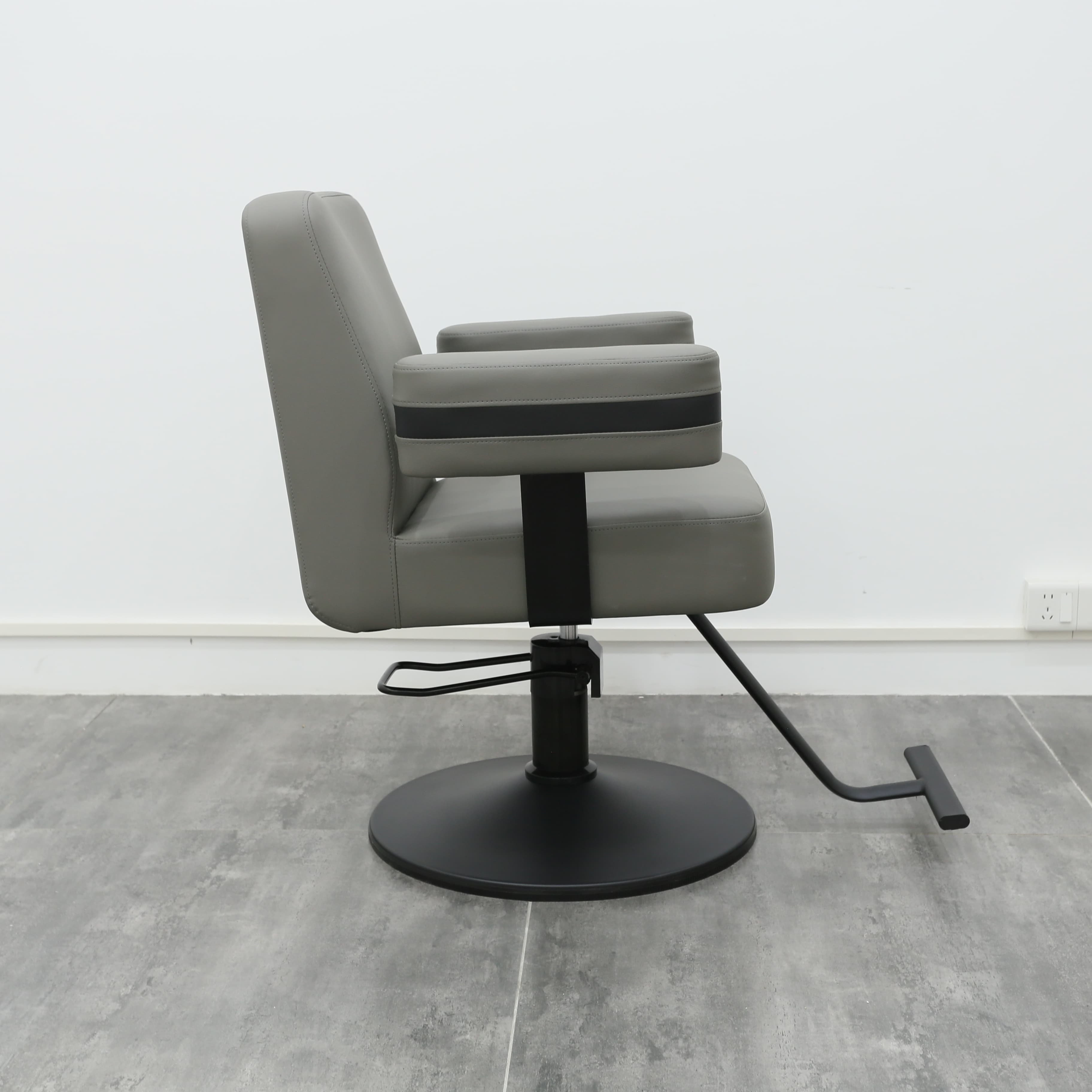 Factory Barber Supplies Furniture Salon Equipment Hair Styling Chair Barbershop Whole Set Gray Salon Barber Hair Chair