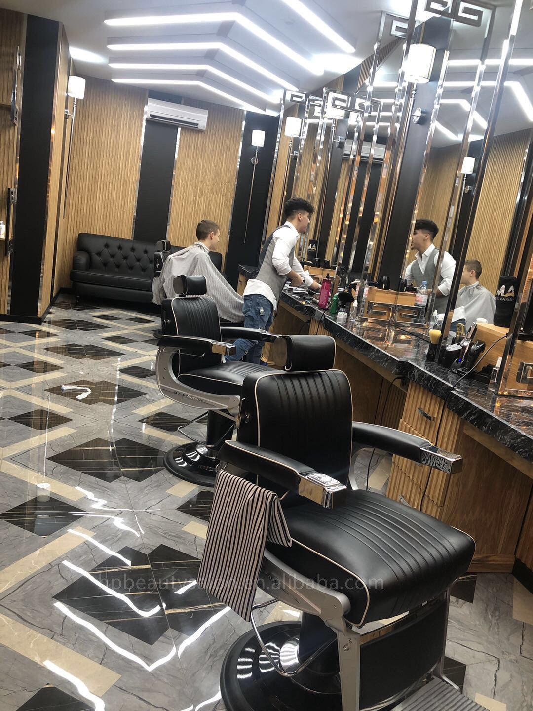 Best selling hair salon adjustable reclining salon barber chair for sale BC8880