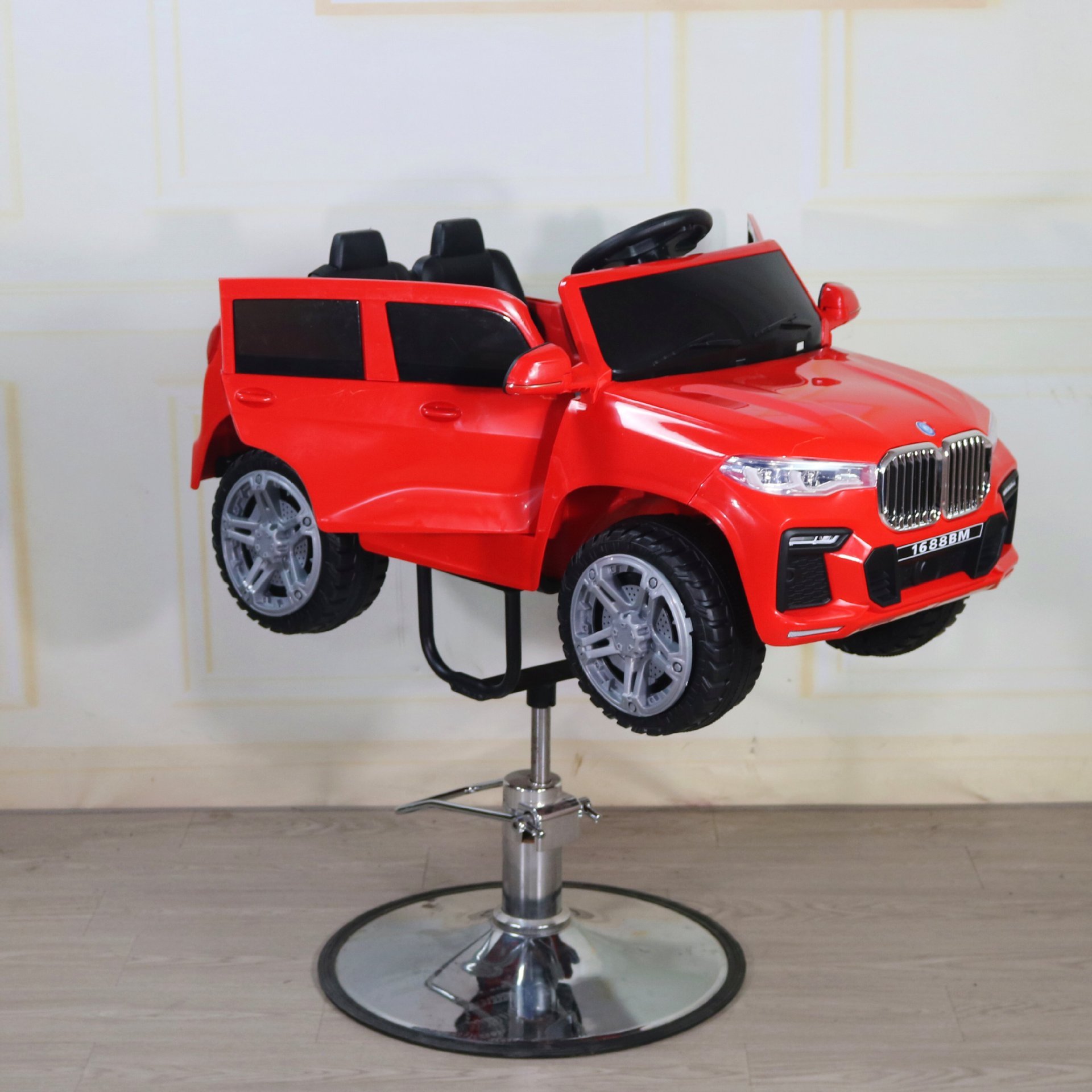 Hot Selling Kids Barber Chair Cartoon Car Barbershop Equipment Kids Salon Chair
