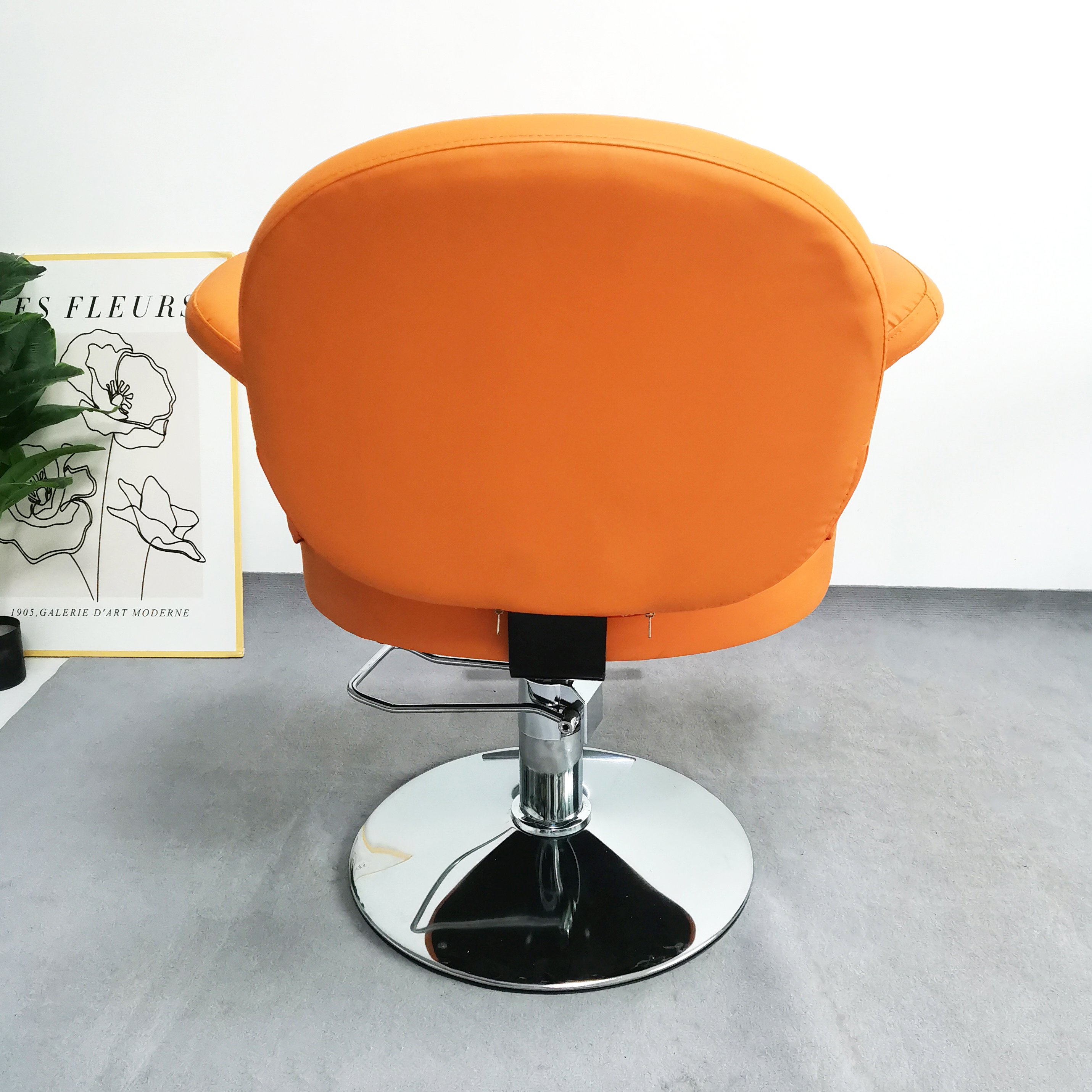 Modern Salon Furniture Beauty Makeup Layies Salon Master Chair Princess Chair Hairdressing Styling Chair Hair Salon Station