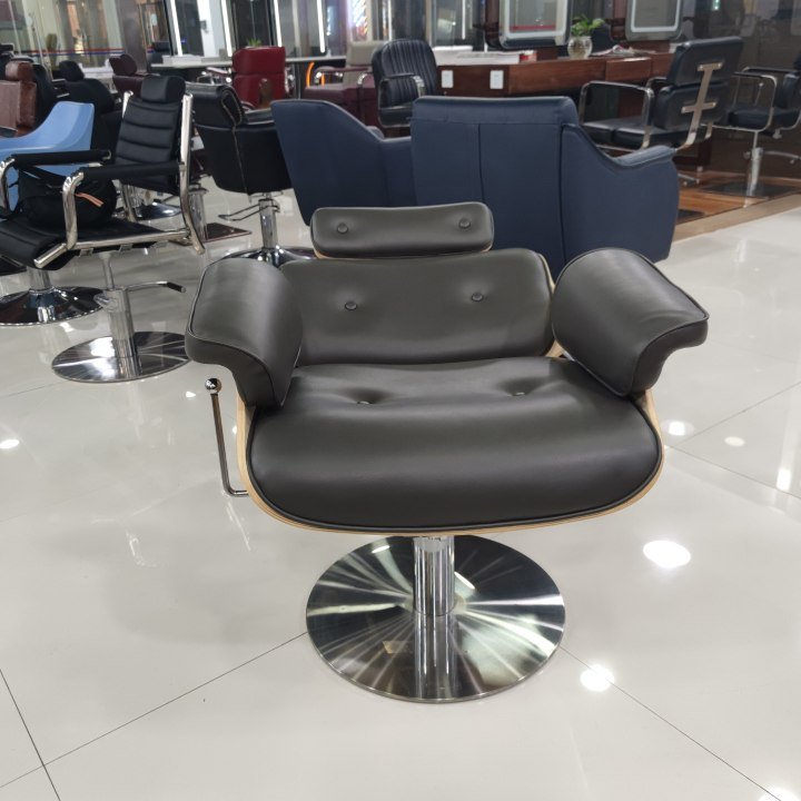 Reversible Small Barber Chair Salons and Barber Shops. Reinforced Pump Suitable for Modern Can Bear 200KG Salon Furniture Brown