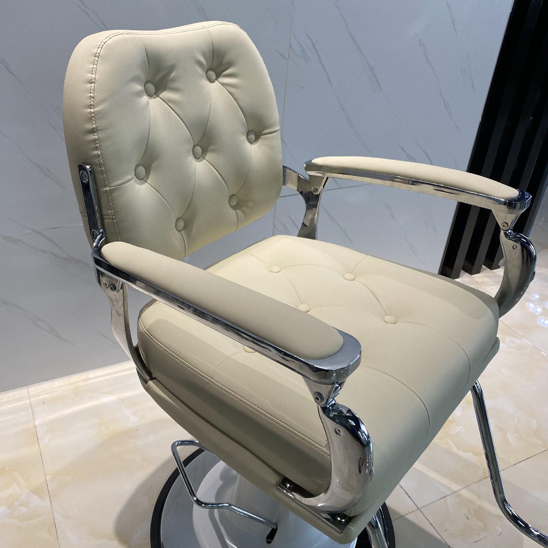 OEM ODM Factory New Barber Chair For Hairdressing Salon Modern Design Styling Chair