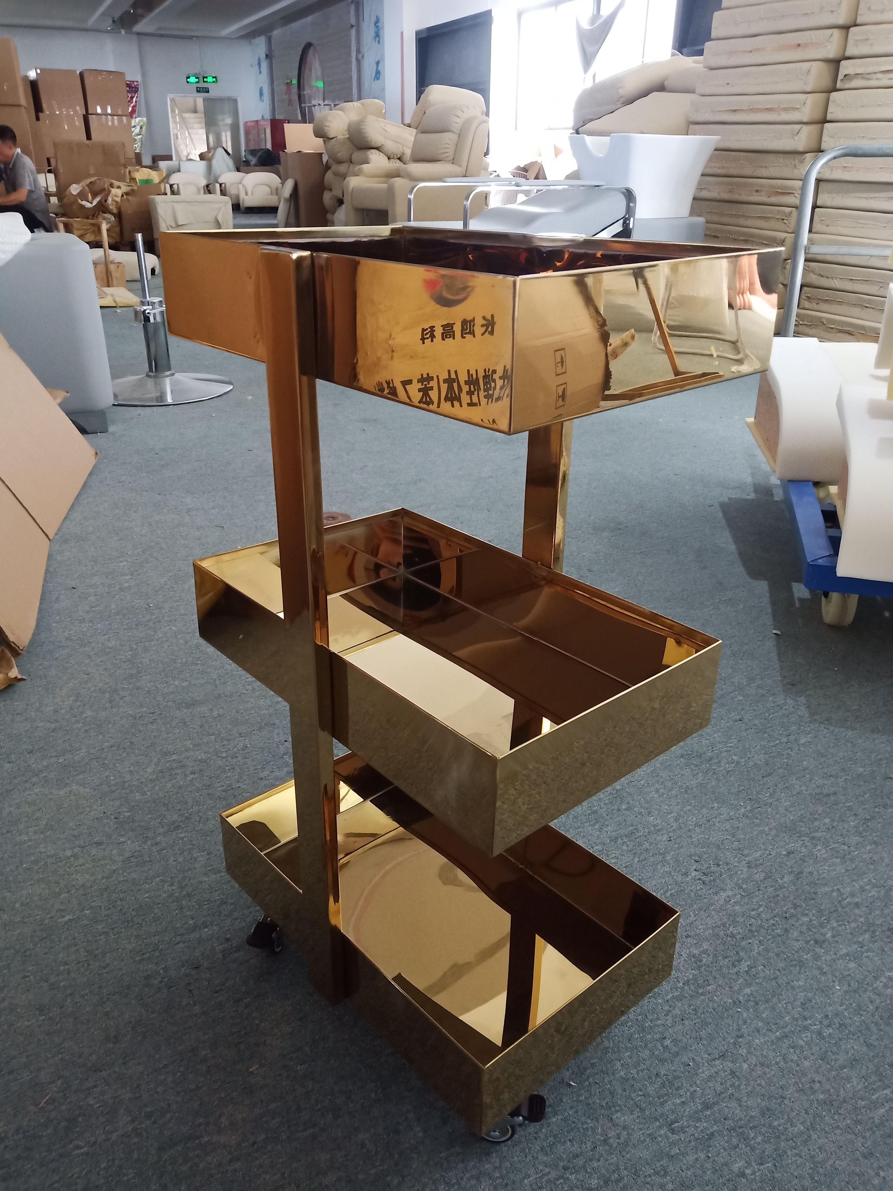 Yoocell luxury salon furniture barber shop gold metal beauty mobile hair salon extension trolley cart spa trolley with wheels