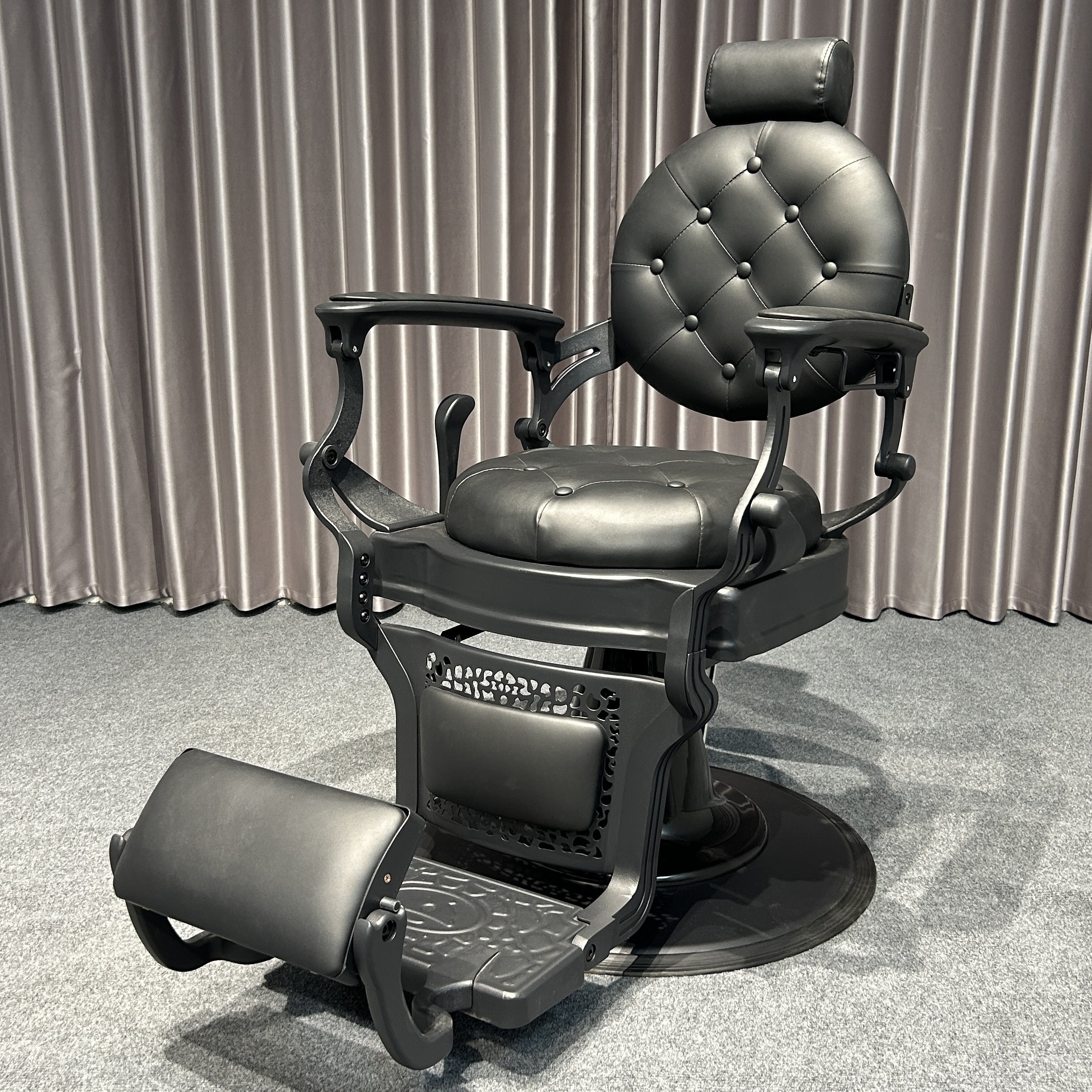 Professional Vintage Metal Hair Chair for Men Istanbul Vintage Barber Chair with Leather Finish for Beauty Salons Barbershops