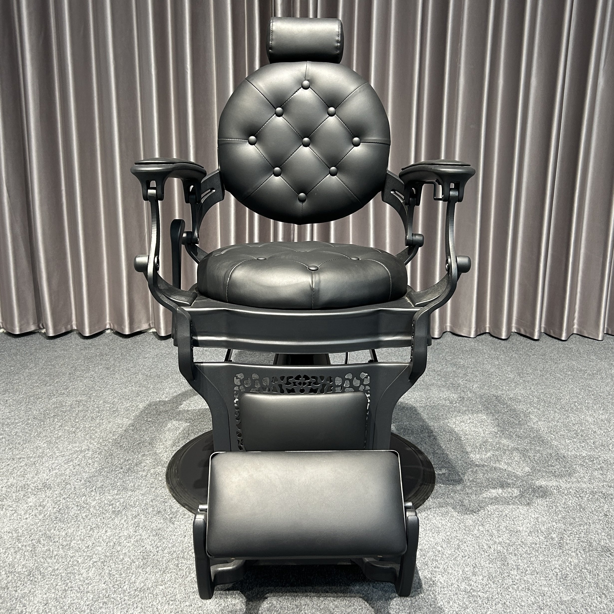 Professional Vintage Metal Hair Chair for Men Istanbul Vintage Barber Chair with Leather Finish for Beauty Salons Barbershops