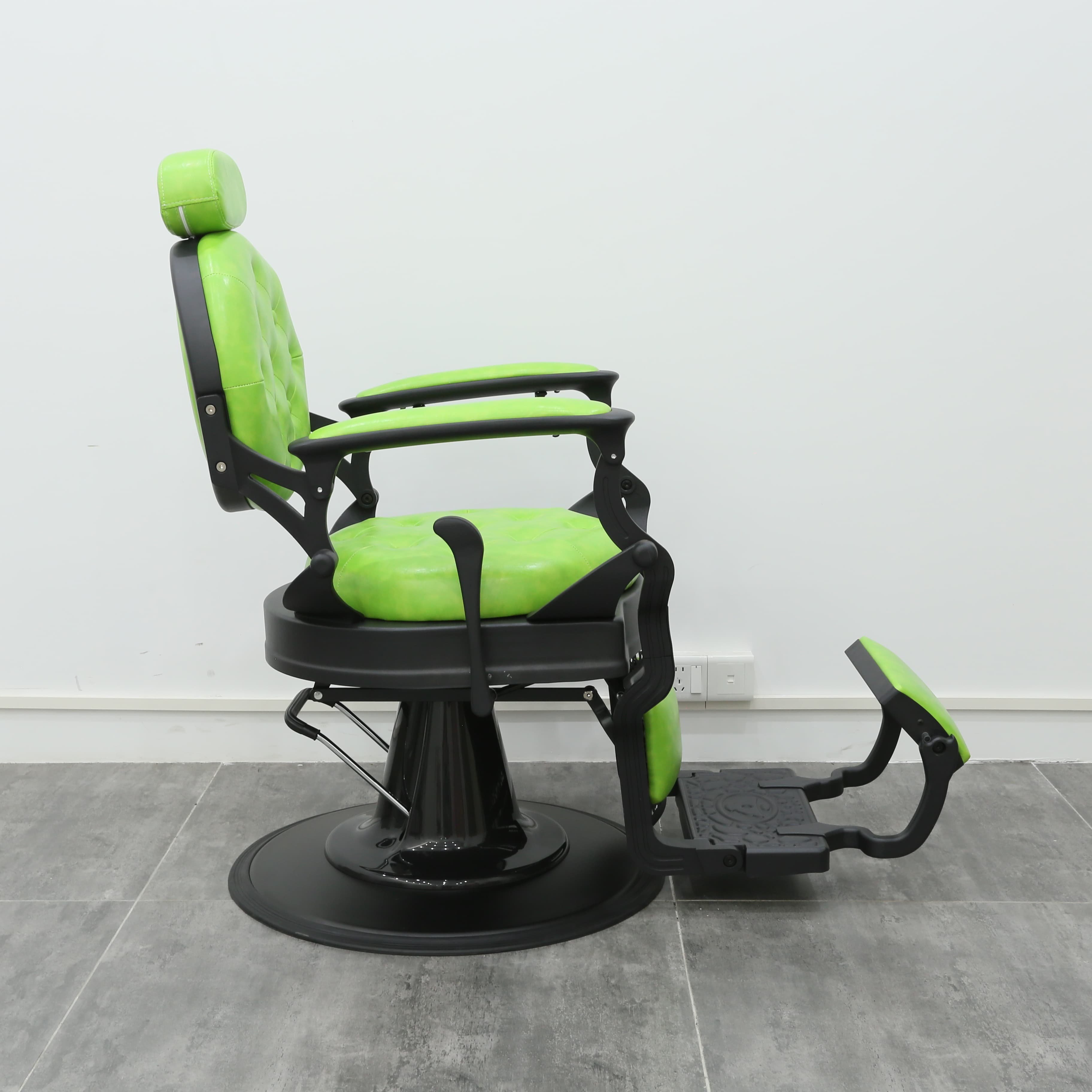 Barber Supplies Barbershop Salon Styling Chair Gold Metal Green Salon Chair Furniture Hydraulic Reclining Hairdressing Chair