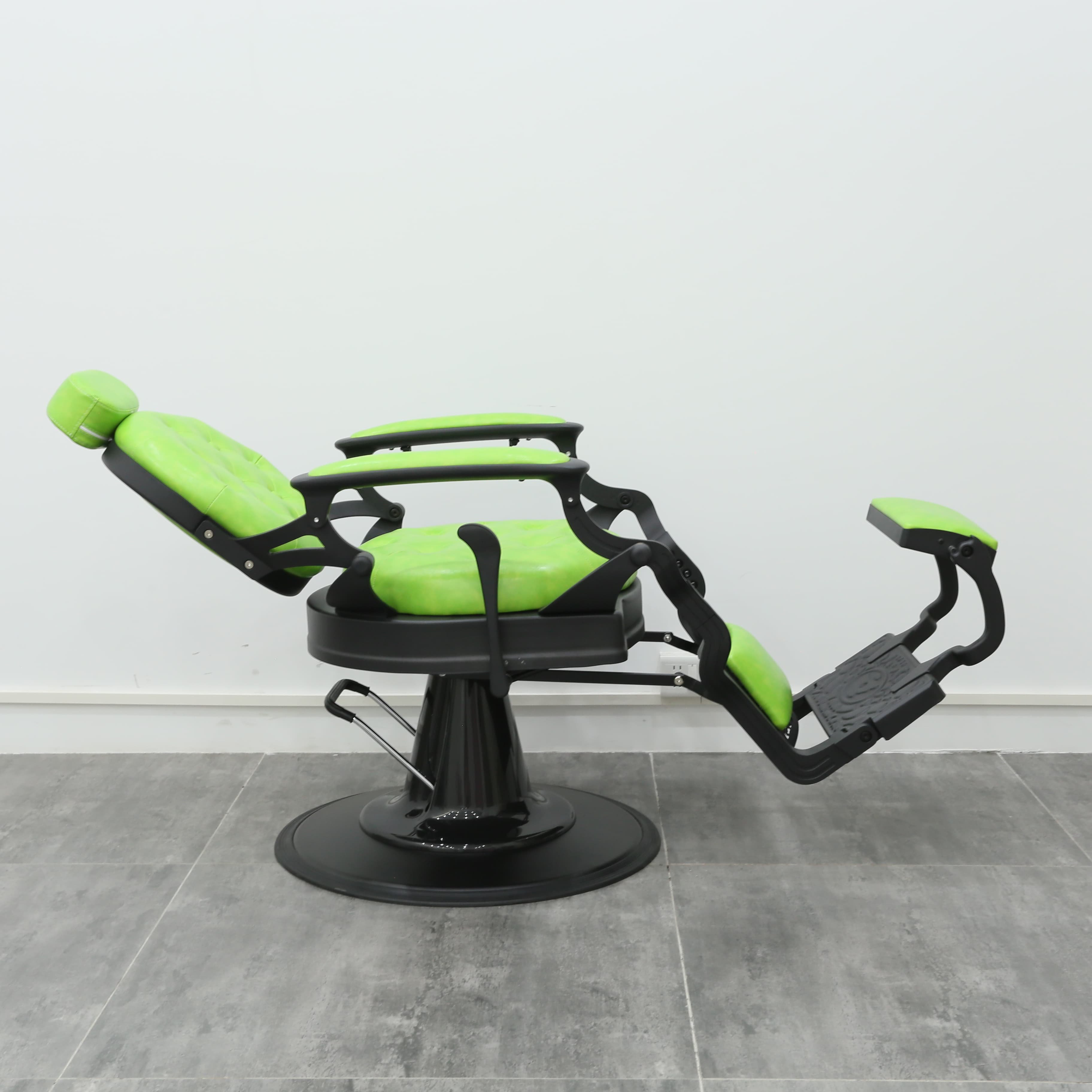 Barber Supplies Barbershop Salon Styling Chair Gold Metal Green Salon Chair Furniture Hydraulic Reclining Hairdressing Chair