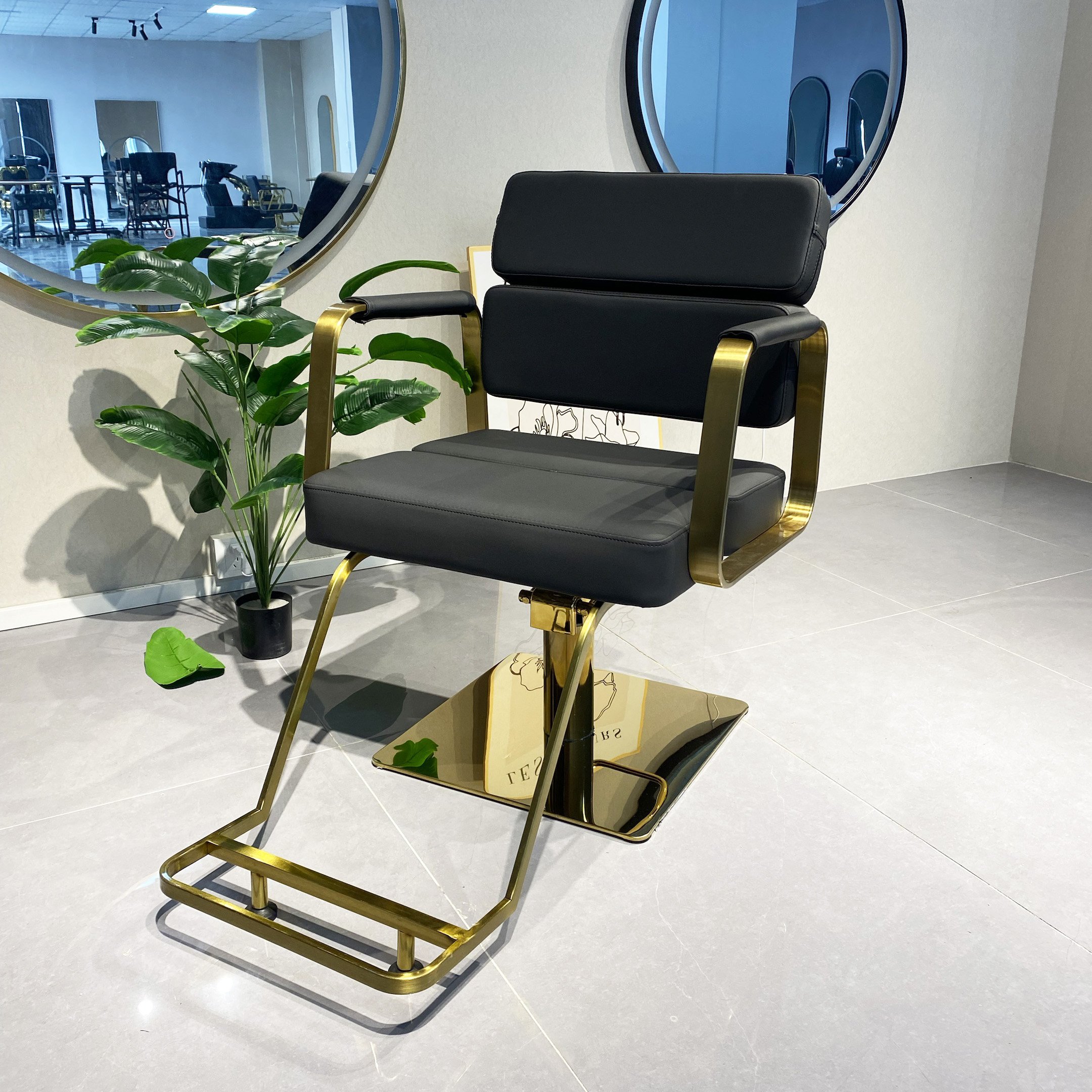 Saloon Furniture Parts Gold Saloon Styling Chairs Black and Gold Recling Beauty Ladies Salon Barber Chair Hairdresser