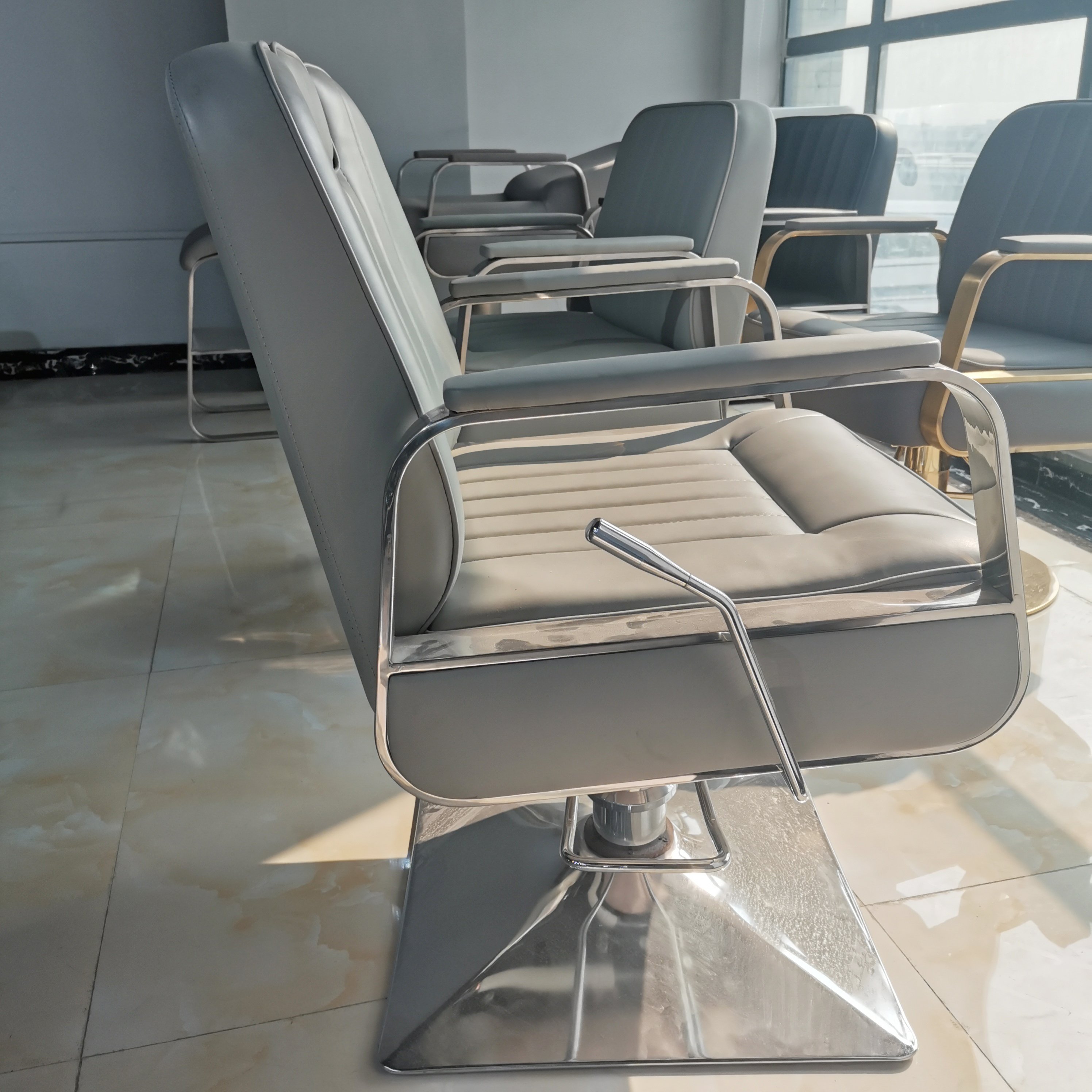 manufacturer hair saloon white barbershop styling chair beauty salon chair at prices