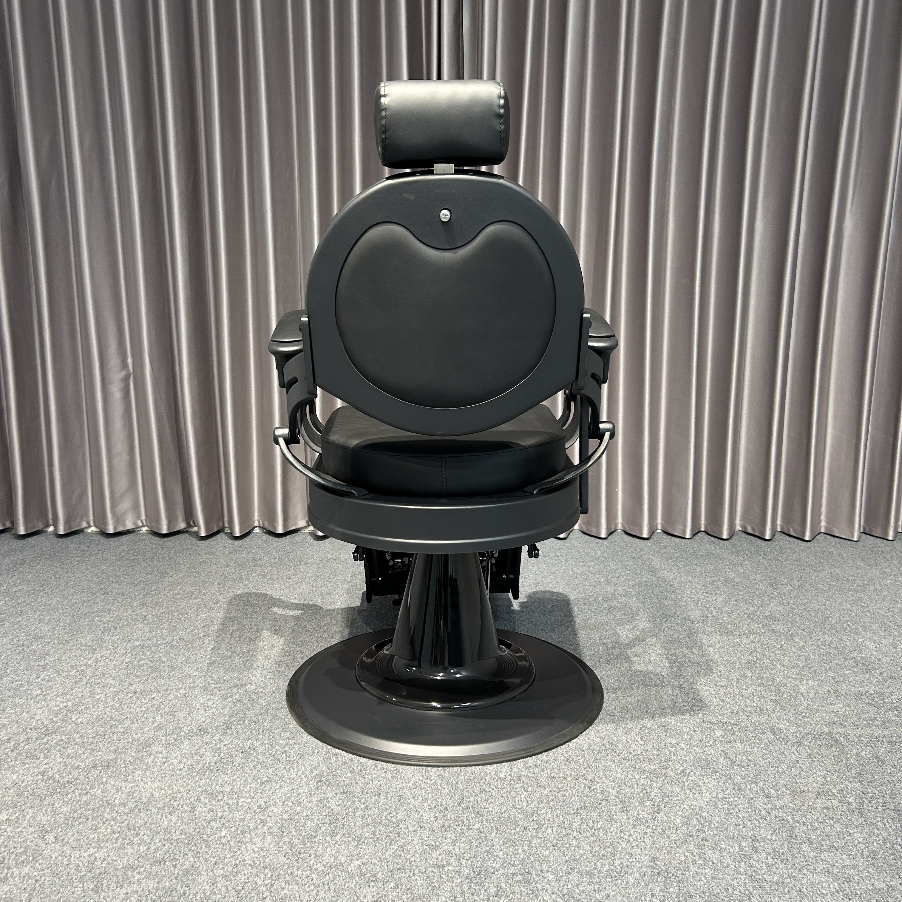 cheap beauty salon furniture heavy duty hydraulic Black synthetic leather metal barber salon chair With square cushion