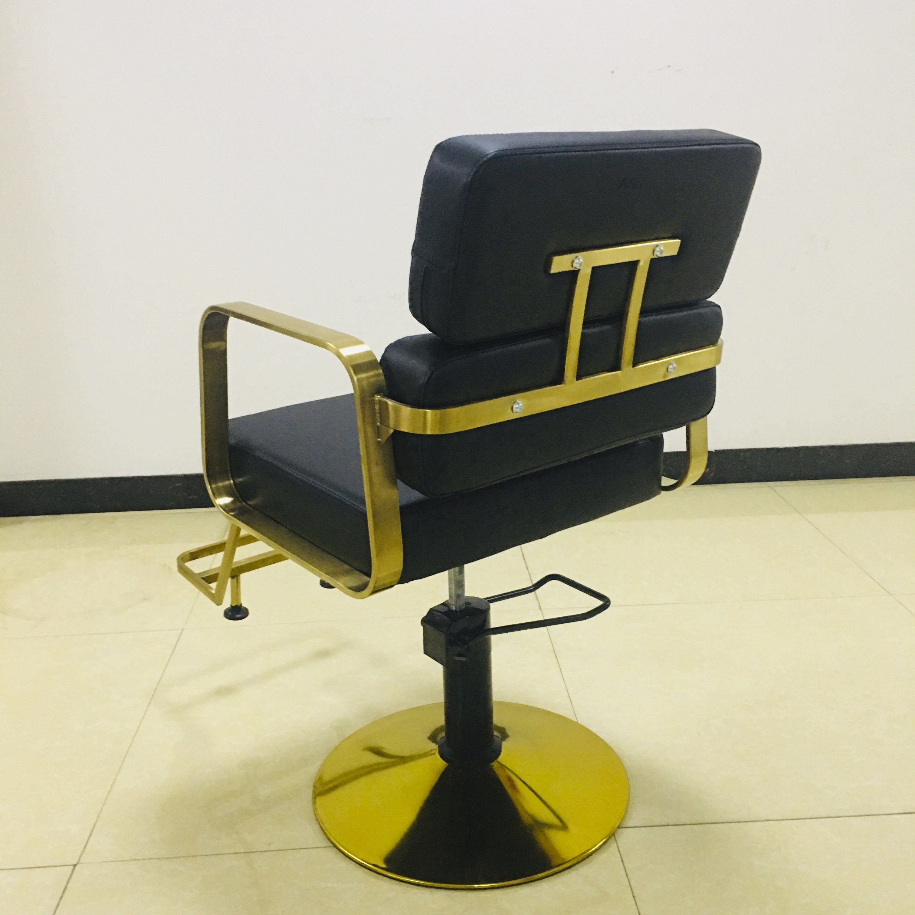 High quality salon furniture modern barber chair hair cutting chair black styling chair with cheap price